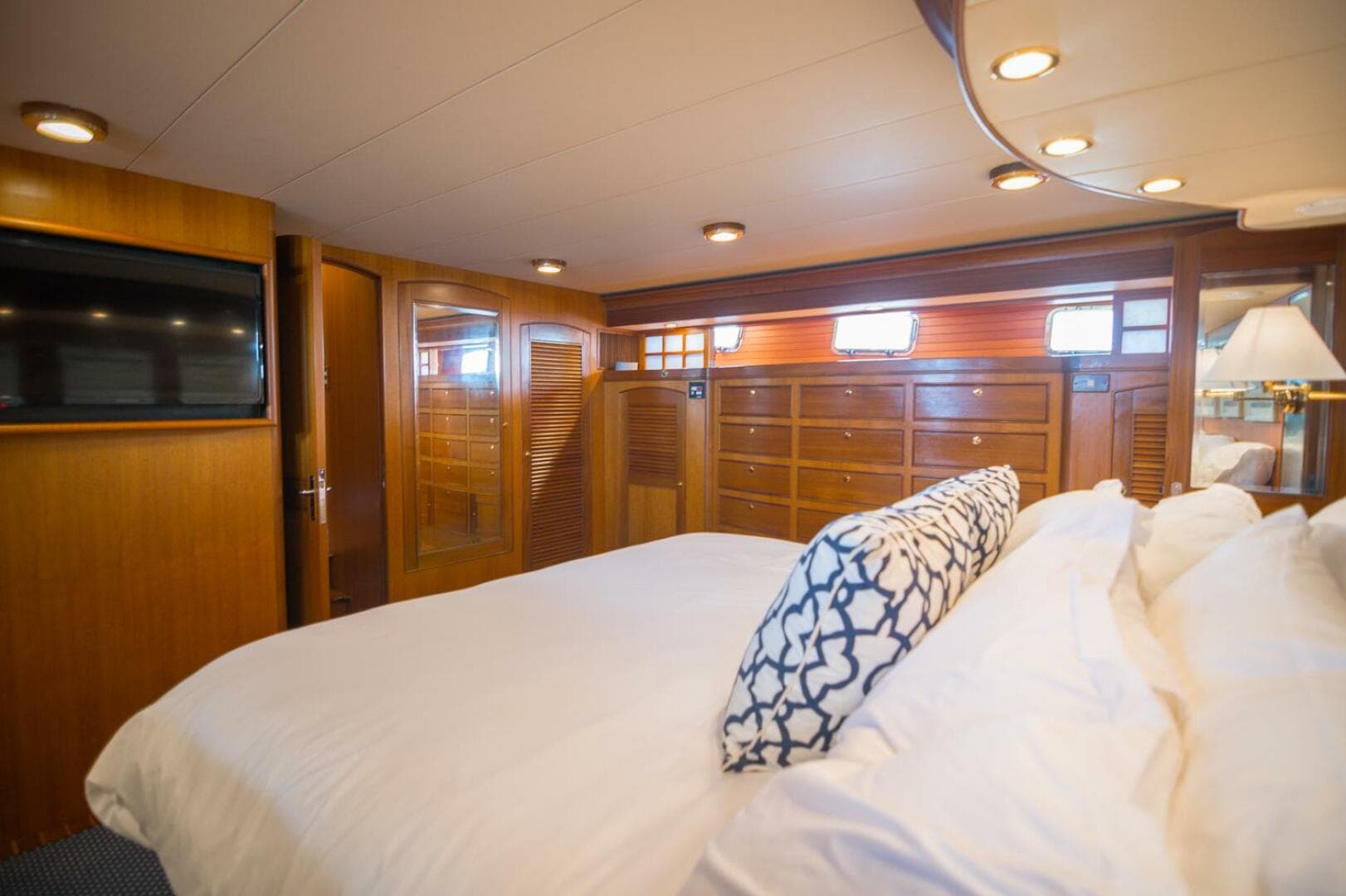 2008 Marlow Explorer 70E — photo 36