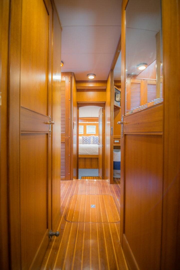 2008 Marlow Explorer 70E — photo 27