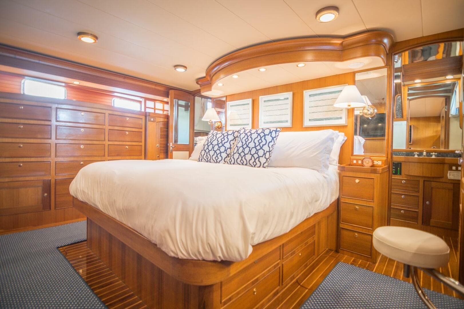 2008 Marlow Explorer 70E — photo 35