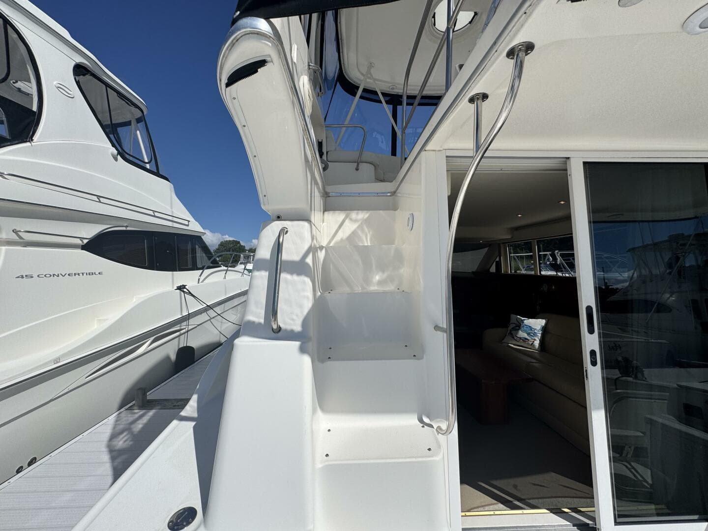 2003 Silverton 42 Convertible — photo 16