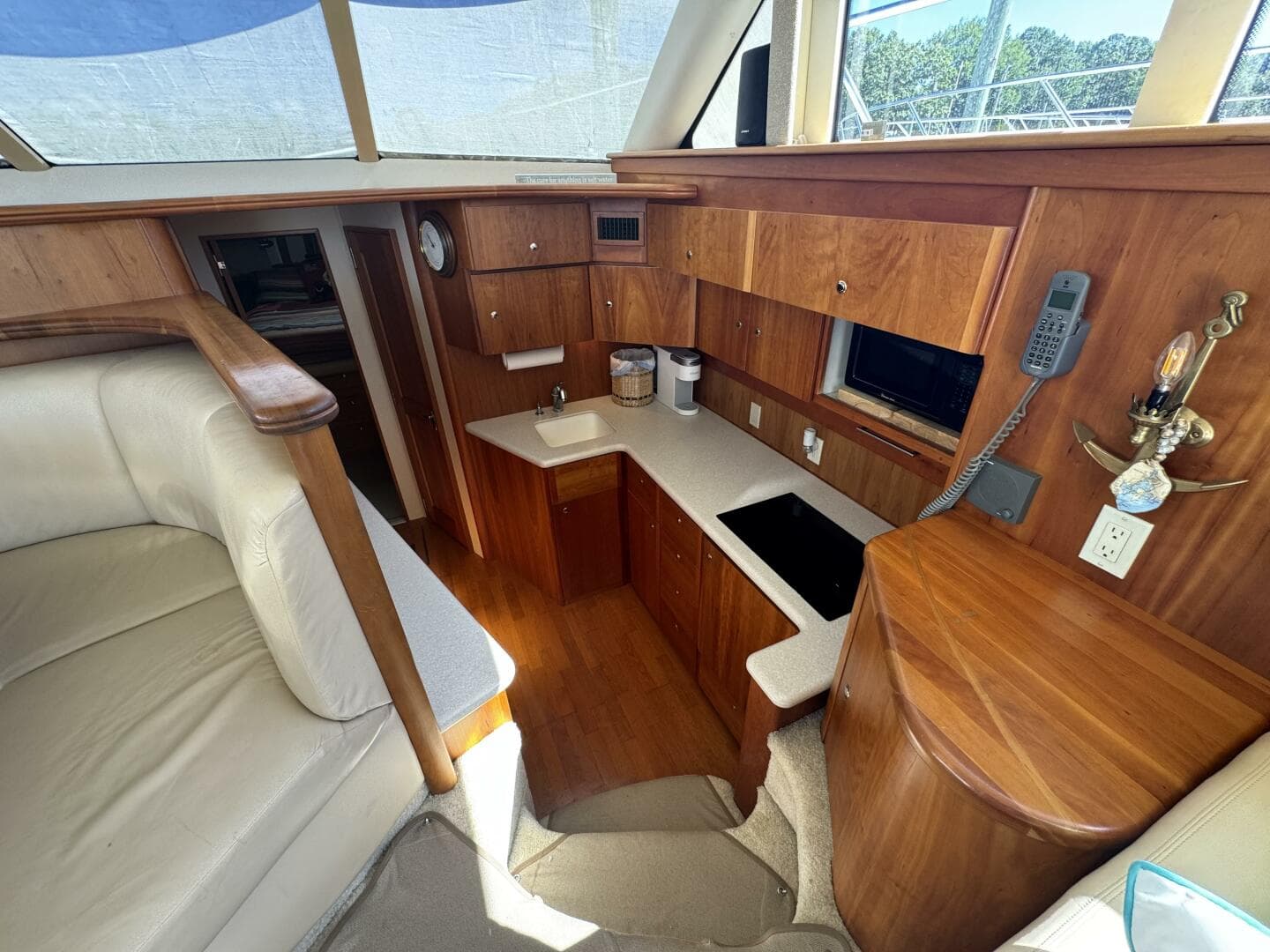 2003 Silverton 42 Convertible — photo 8