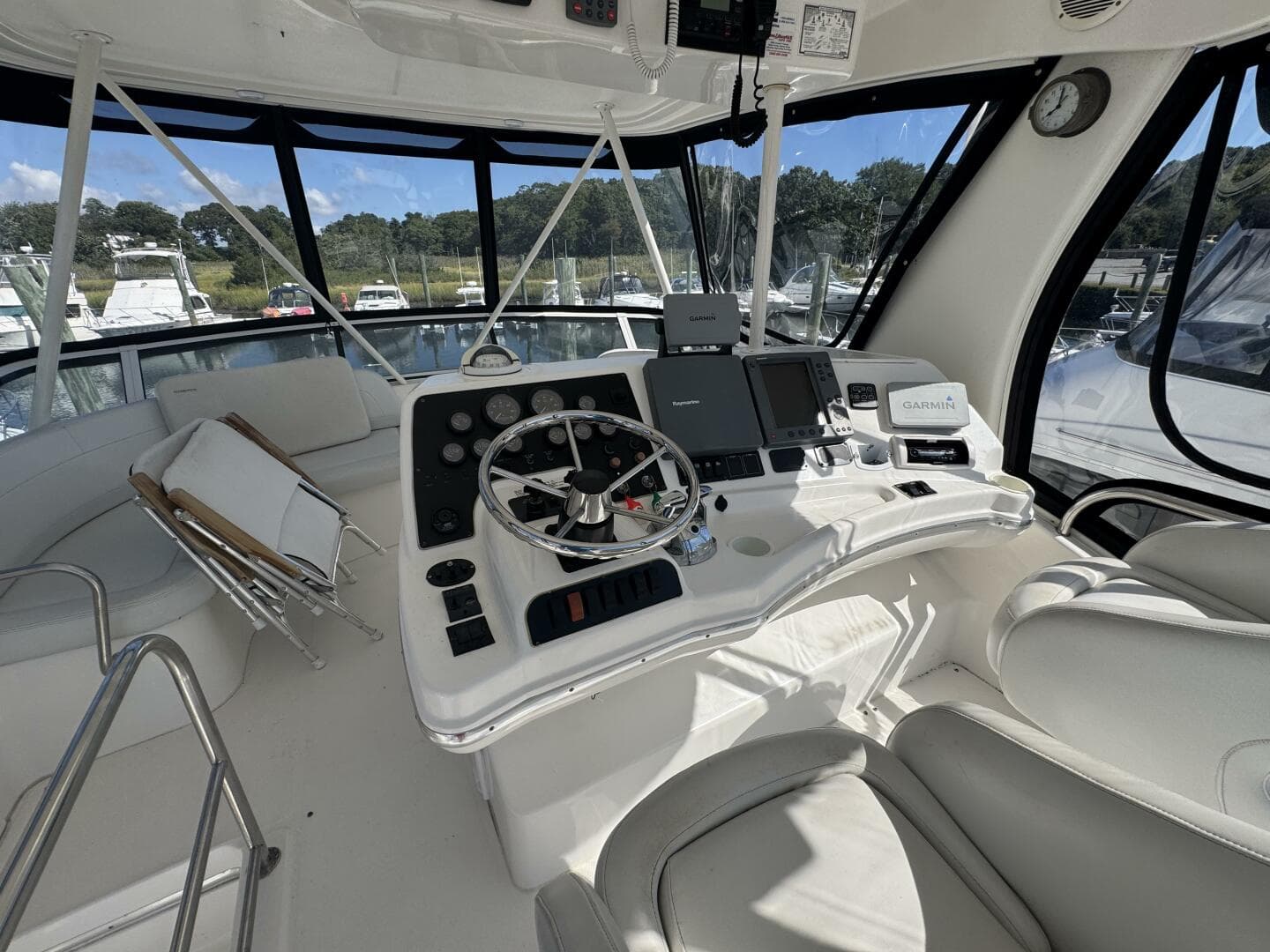 2003 Silverton 42 Convertible — photo 19