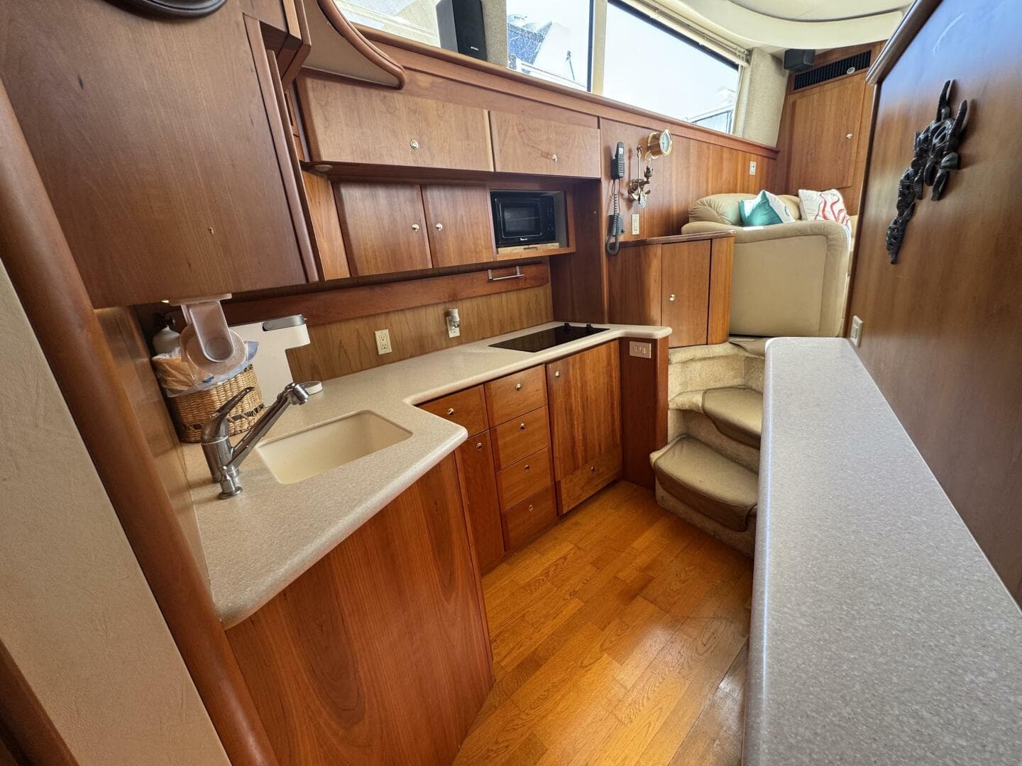 2003 Silverton 42 Convertible — photo 10