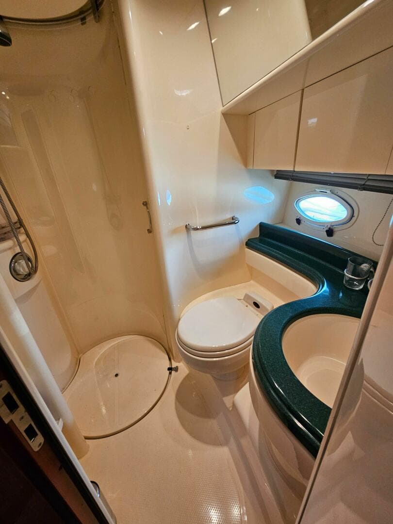 2003 Azimut 46 — photo 20