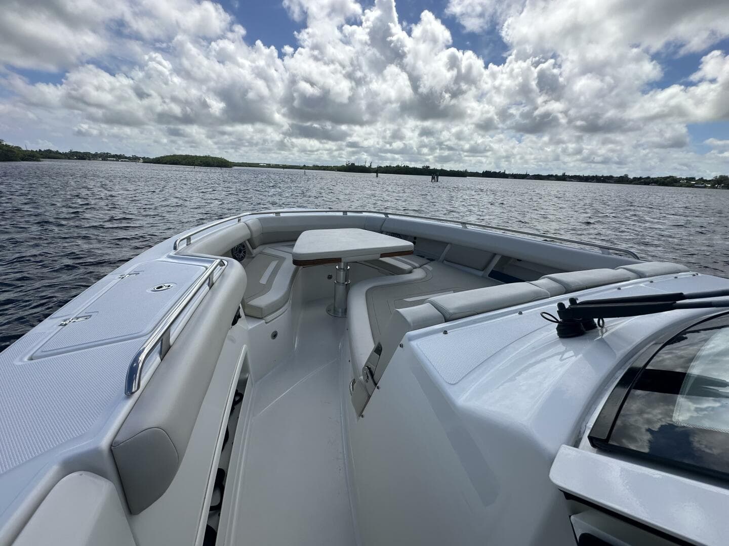 2023 Boston Whaler 380 Realm — photo 19