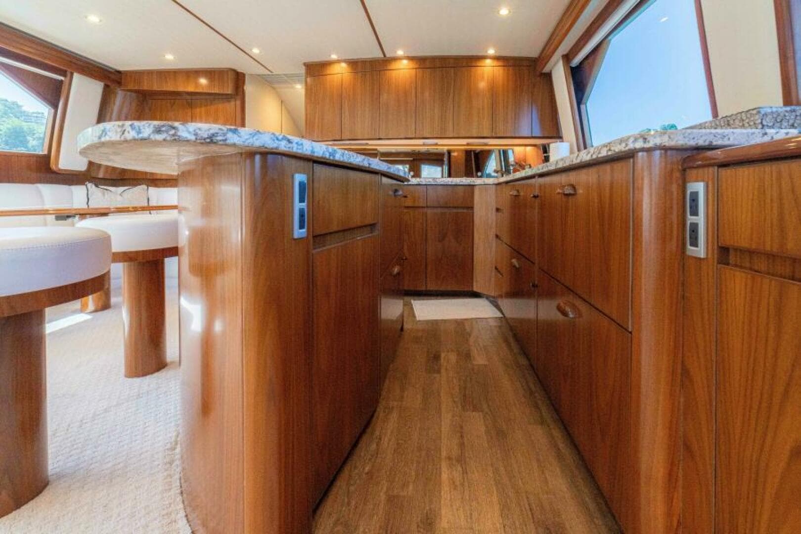 2017 Viking 62 Convertible — photo 14