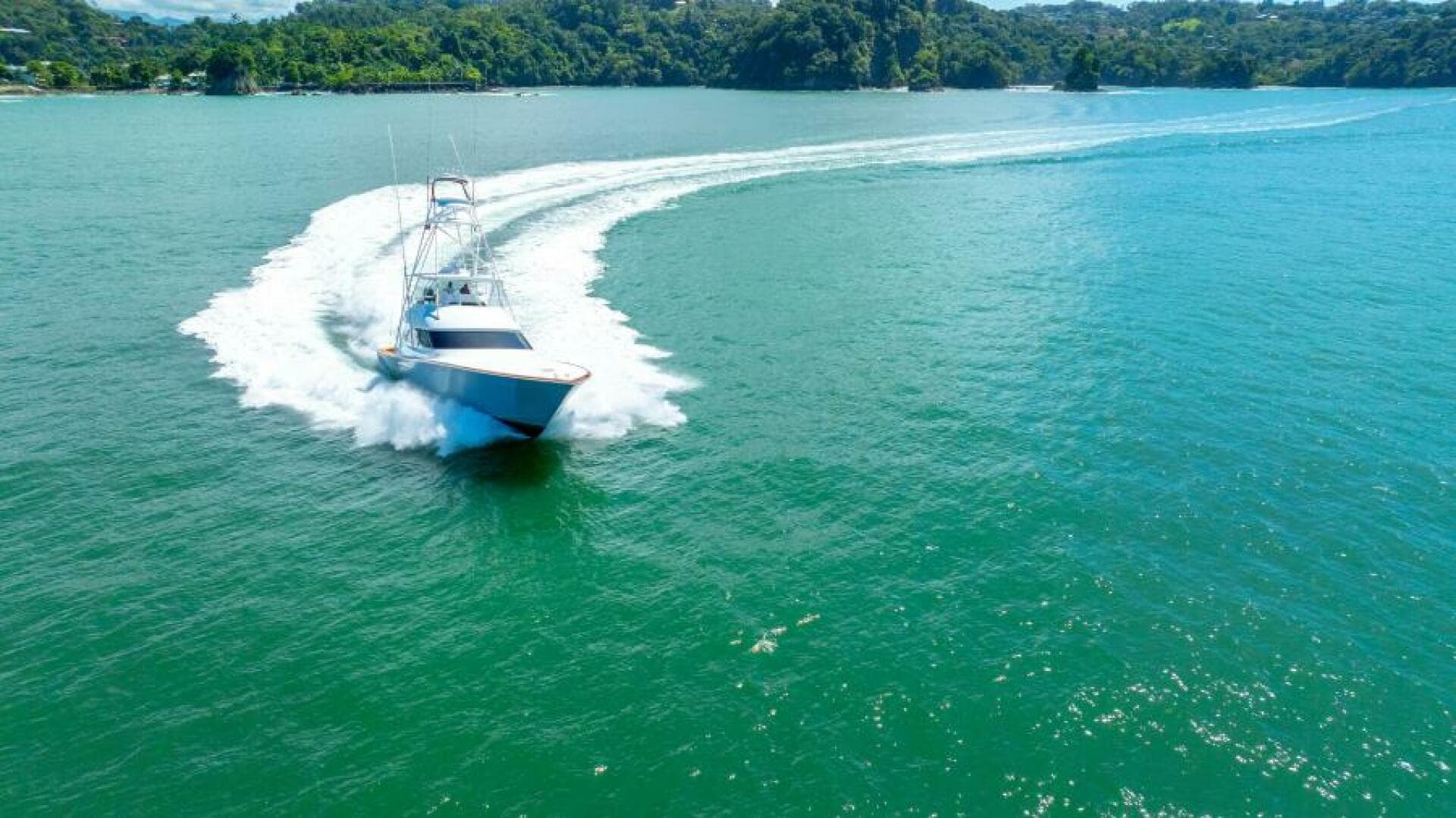 2017 Viking 62 Convertible — photo 77