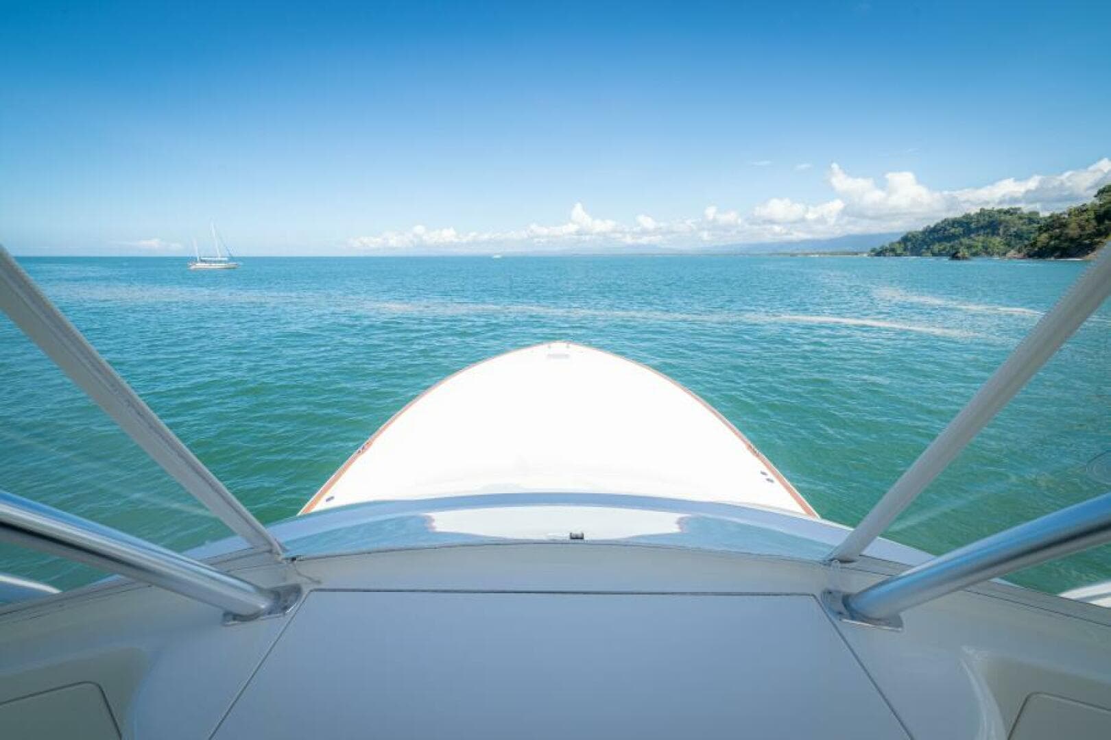 2017 Viking 62 Convertible — photo 51