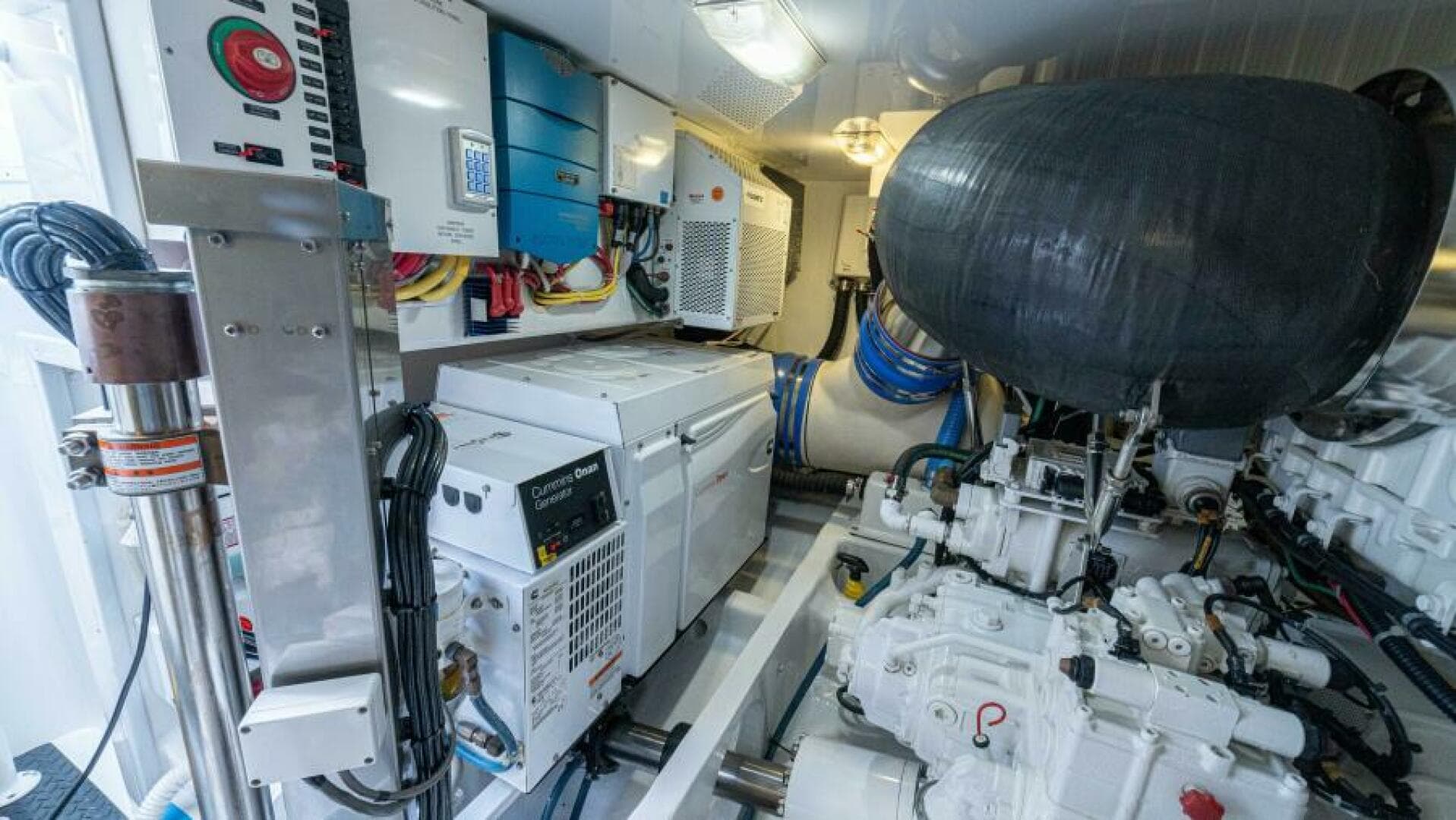 2017 Viking 62 Convertible — photo 61