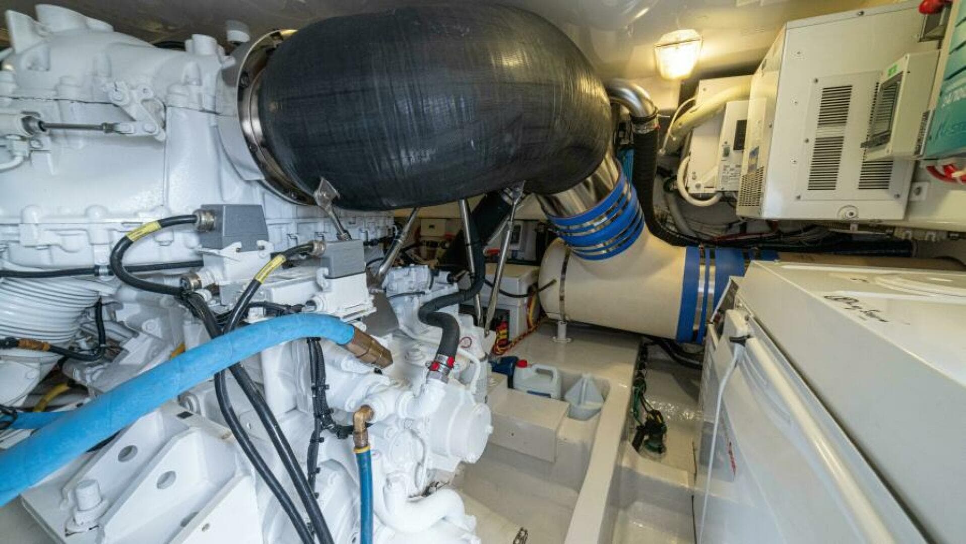 2017 Viking 62 Convertible — photo 56