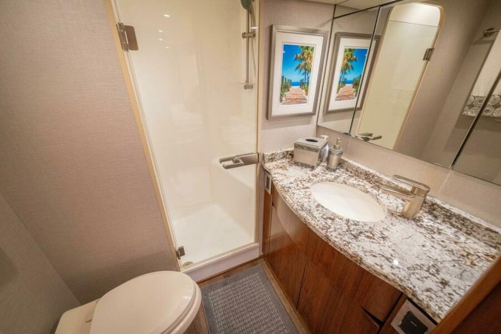 2017 Viking 62 Convertible — photo 20