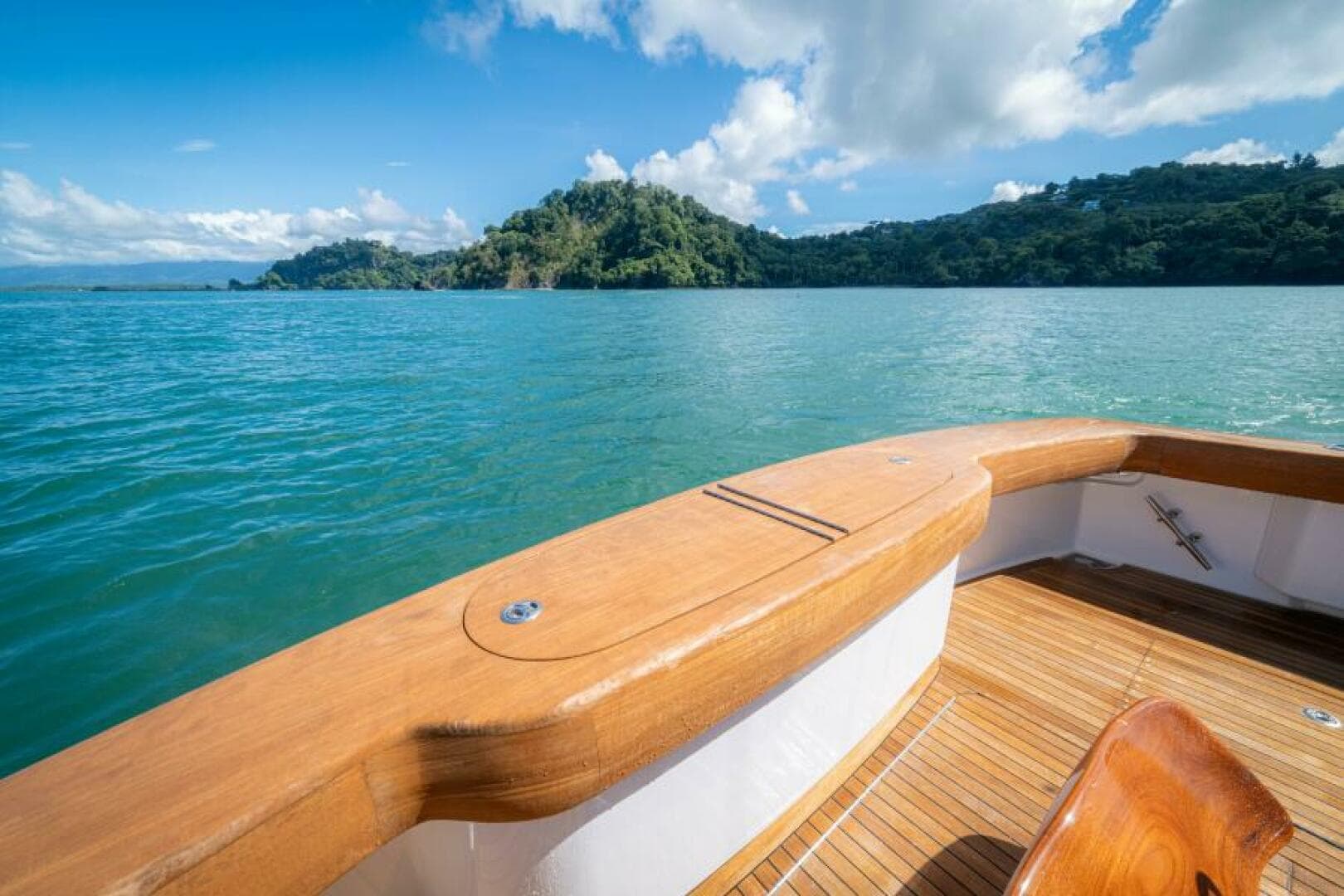 2017 Viking 62 Convertible — photo 36