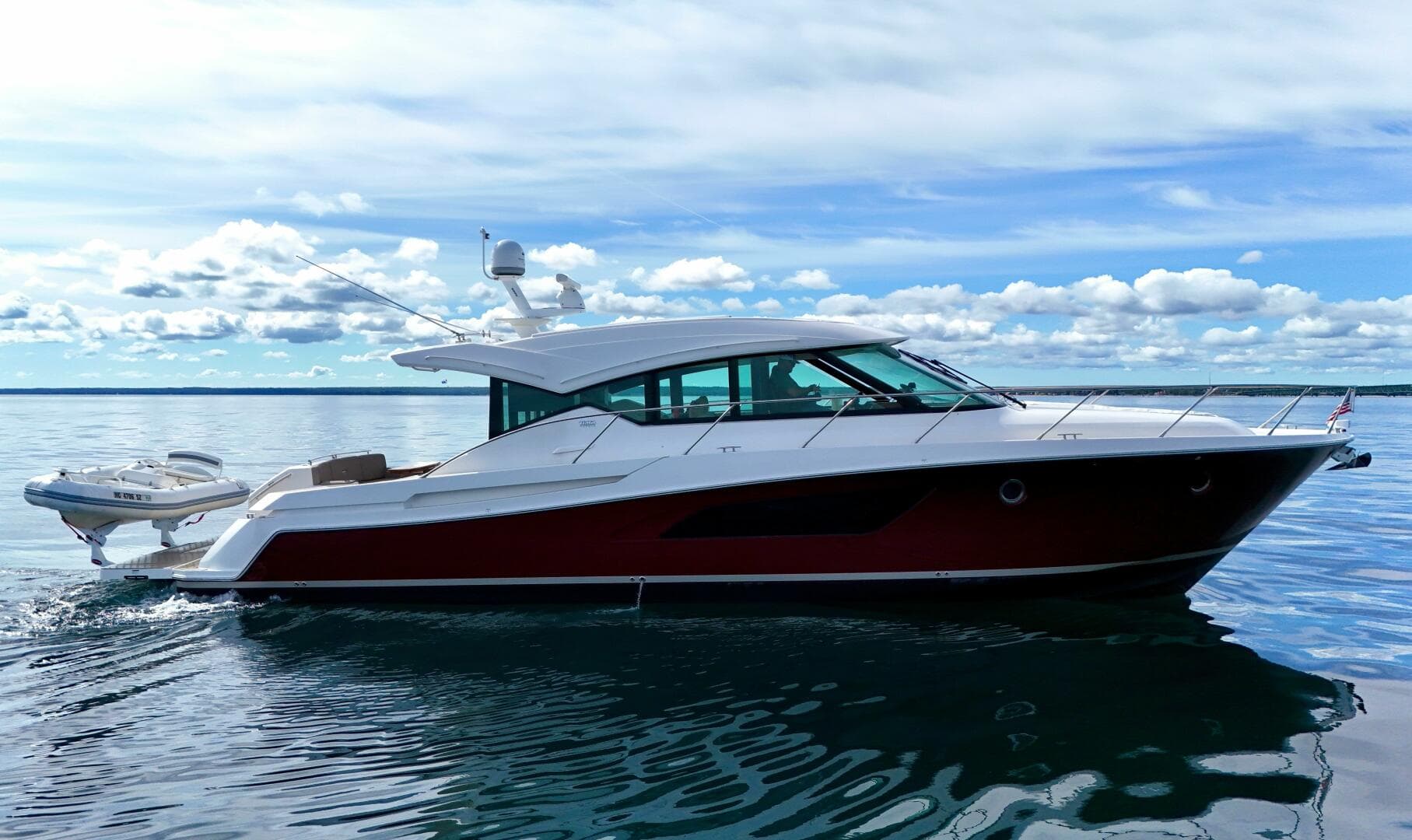 2017 Tiara Yachts 53 Coupe — photo 15