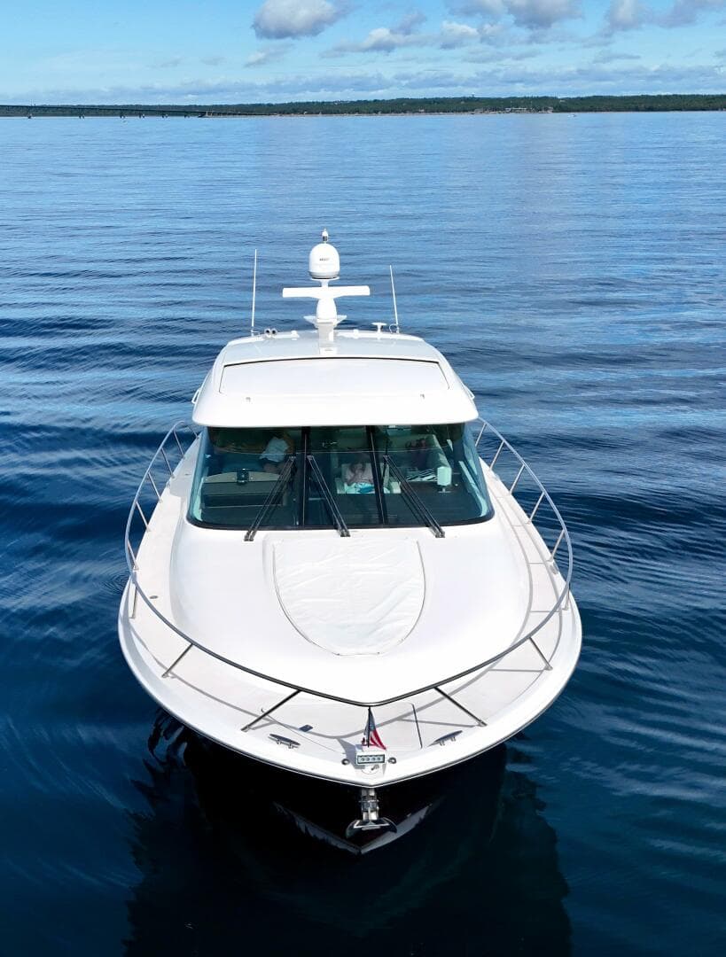 2017 Tiara Yachts 53 Coupe — photo 6