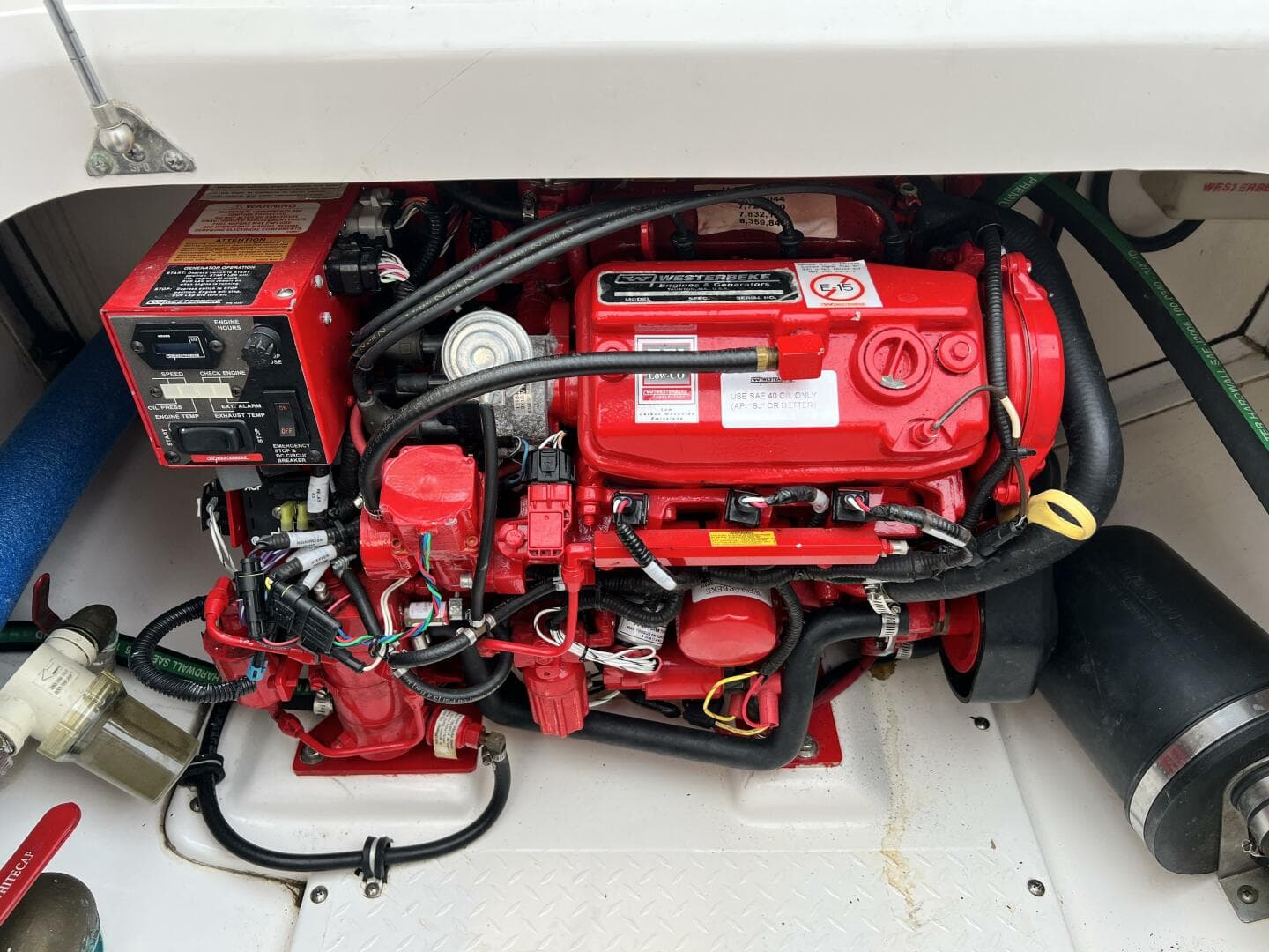 2012 Everglades 350 LX — photo 55