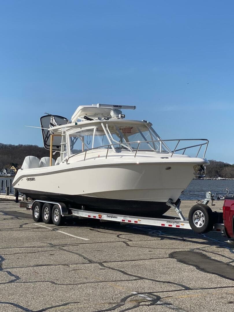 2012 Everglades 350 LX — photo 14