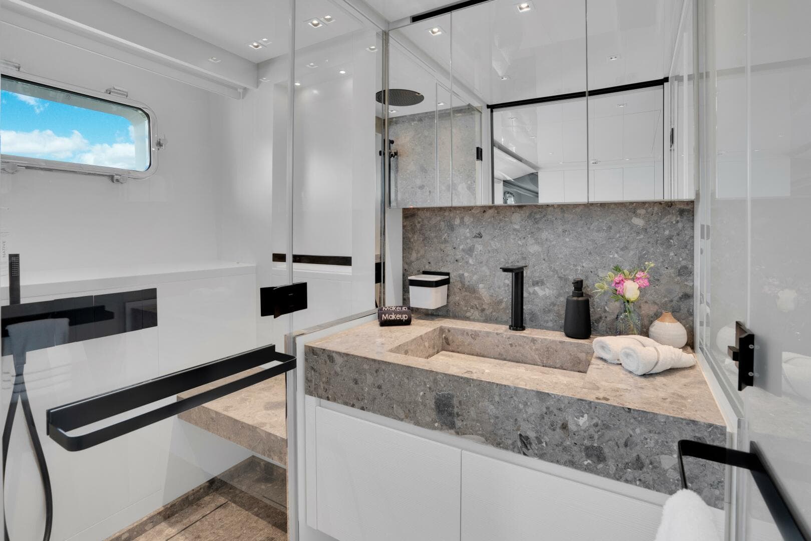 2023 Sanlorenzo Sl 96A — photo 18