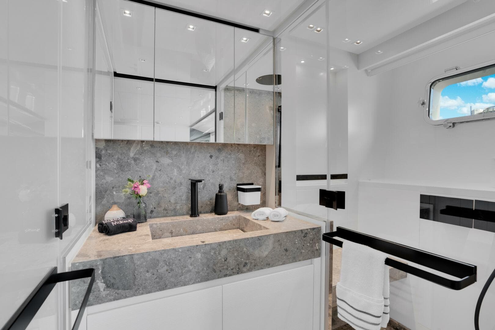 2023 Sanlorenzo Sl 96A — photo 25