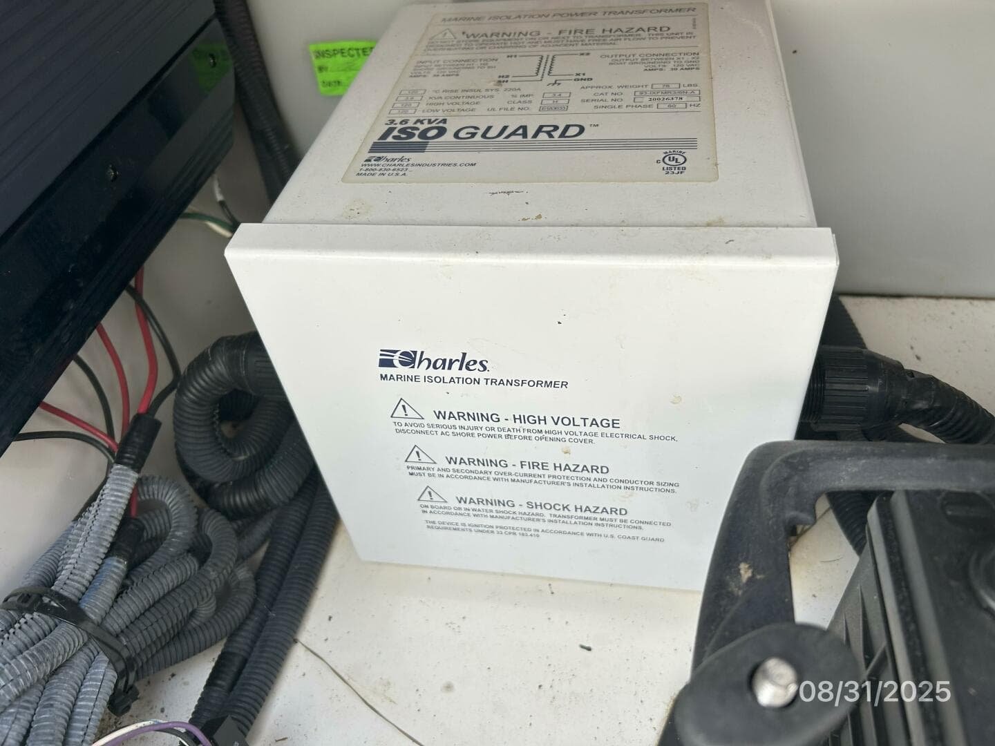 2007 Boston Whaler 305 Conquest — photo 52