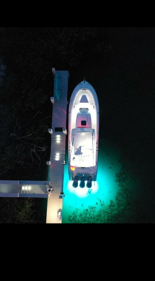 2016 Edgewater 370 — photo 2