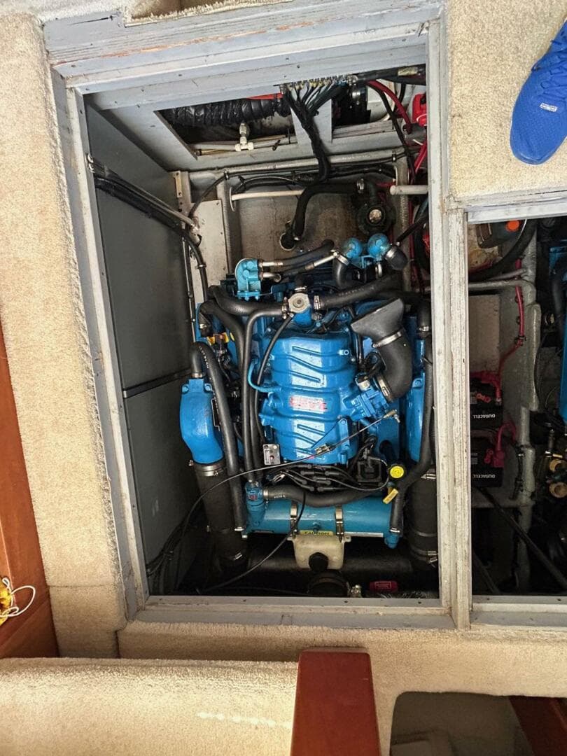 2000 Silverton 352 — photo 38