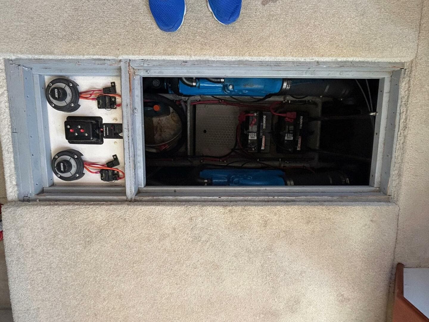 2000 Silverton 352 — photo 37