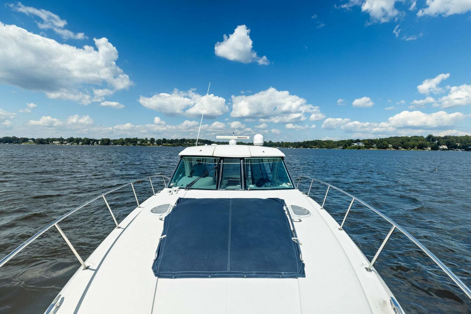 2007 Cruisers Yachts 390 Express Cruiser — photo 41