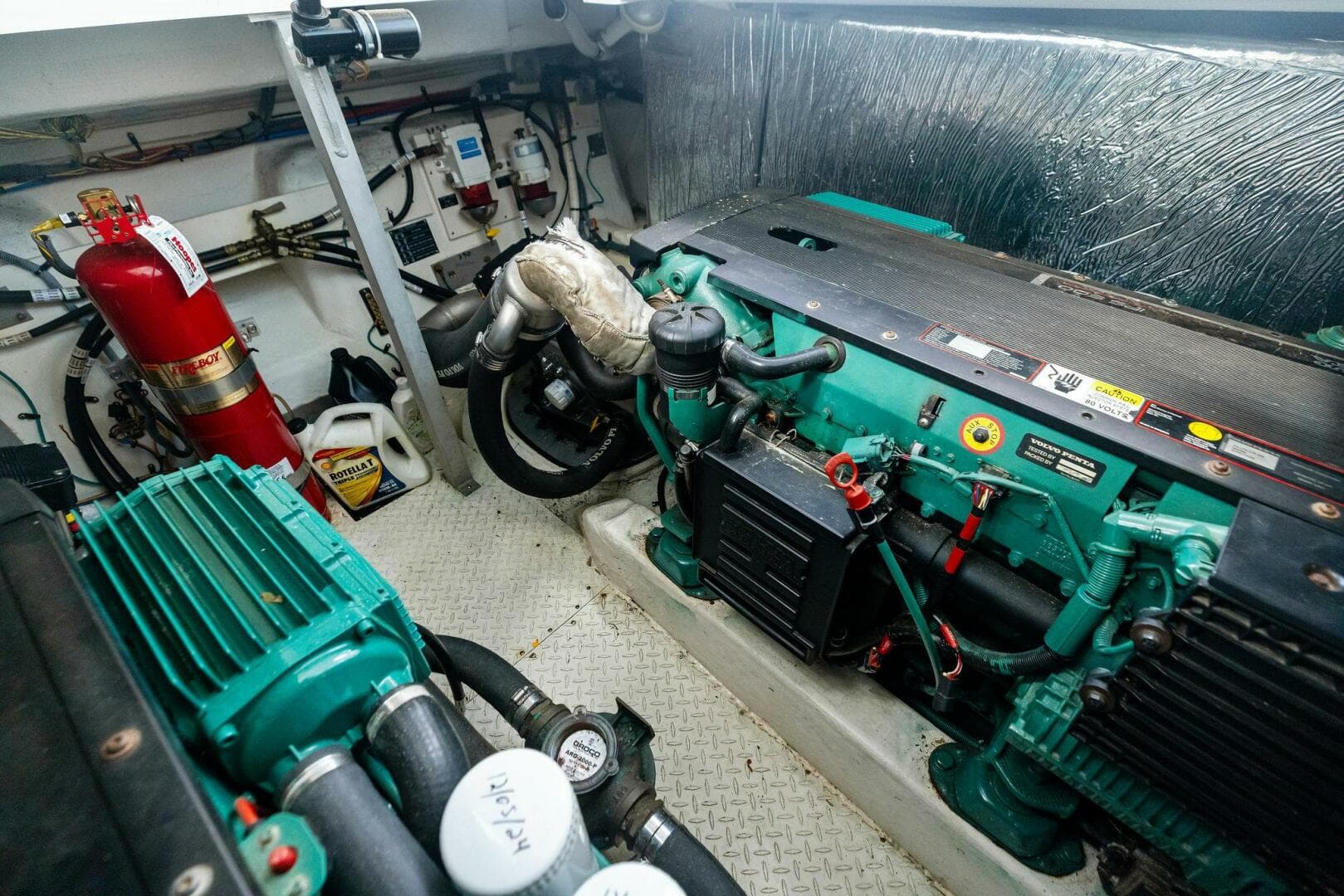 2007 Cruisers Yachts 390 Express Cruiser — photo 43