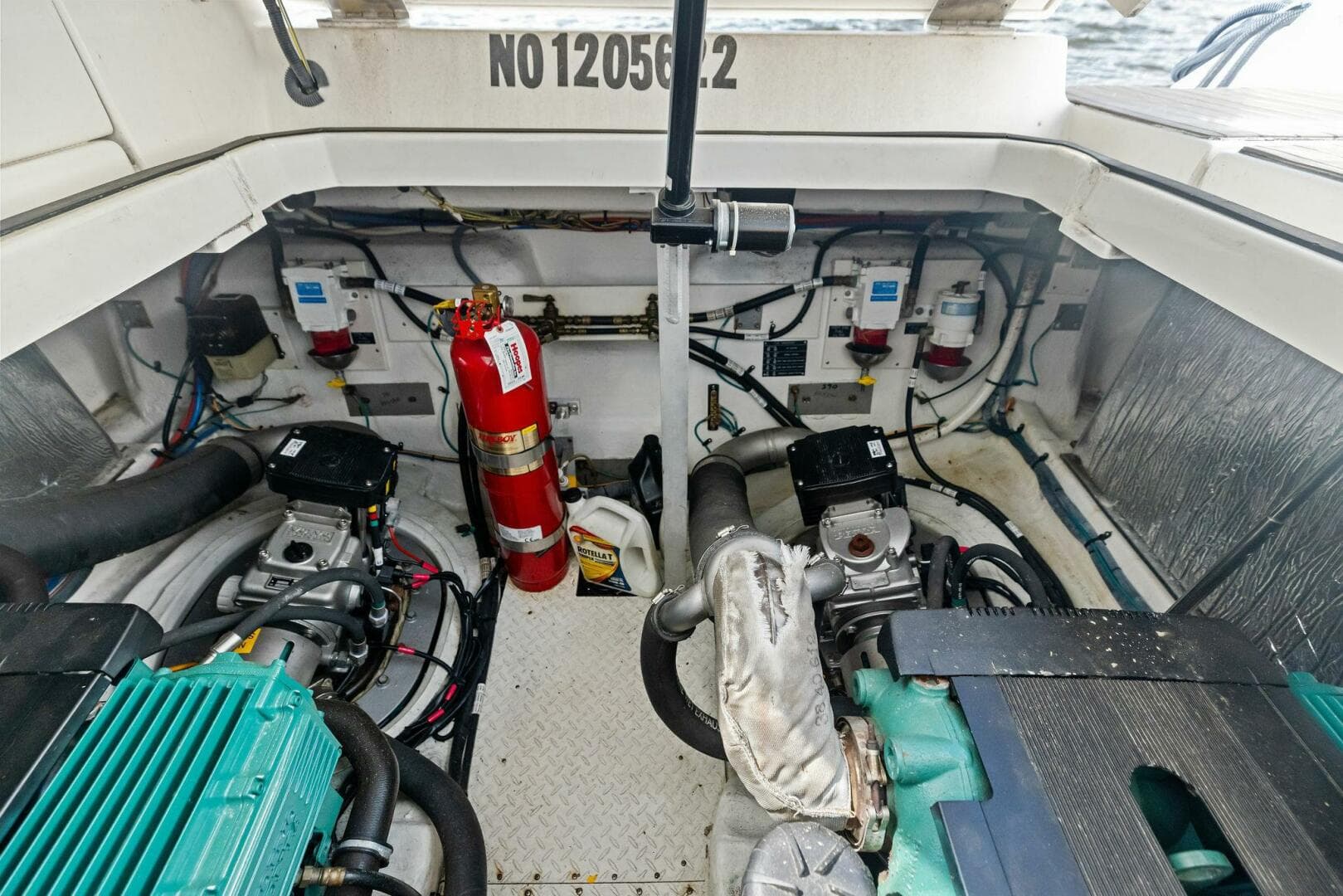 2007 Cruisers Yachts 390 Express Cruiser — photo 44