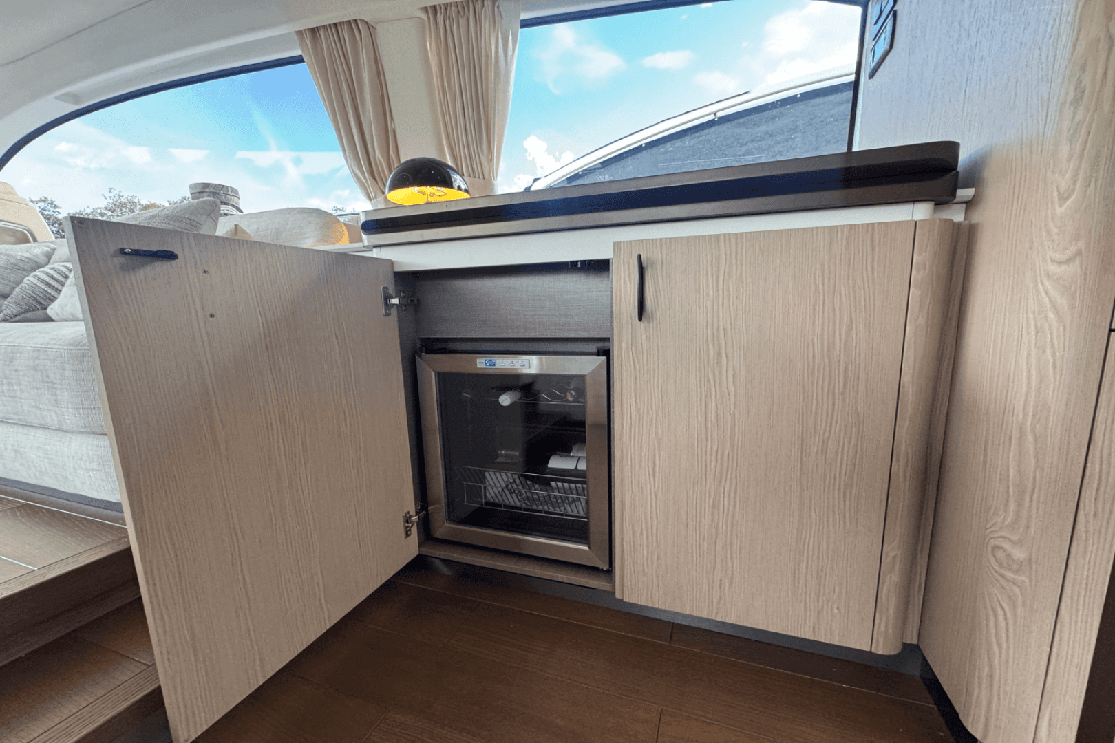 2023 Azimut Fly 53 — photo 18