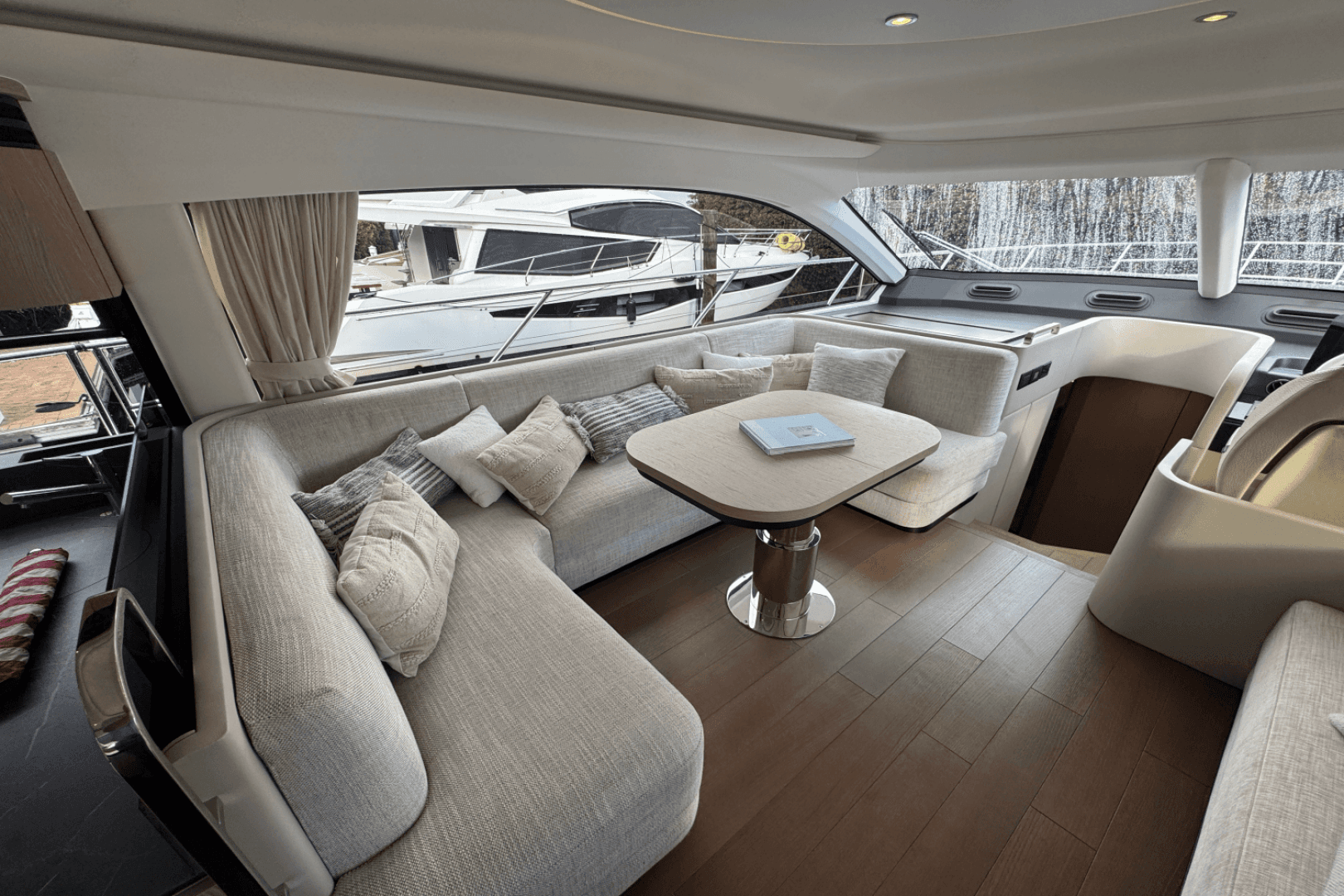 2023 Azimut Fly 53 — photo 20