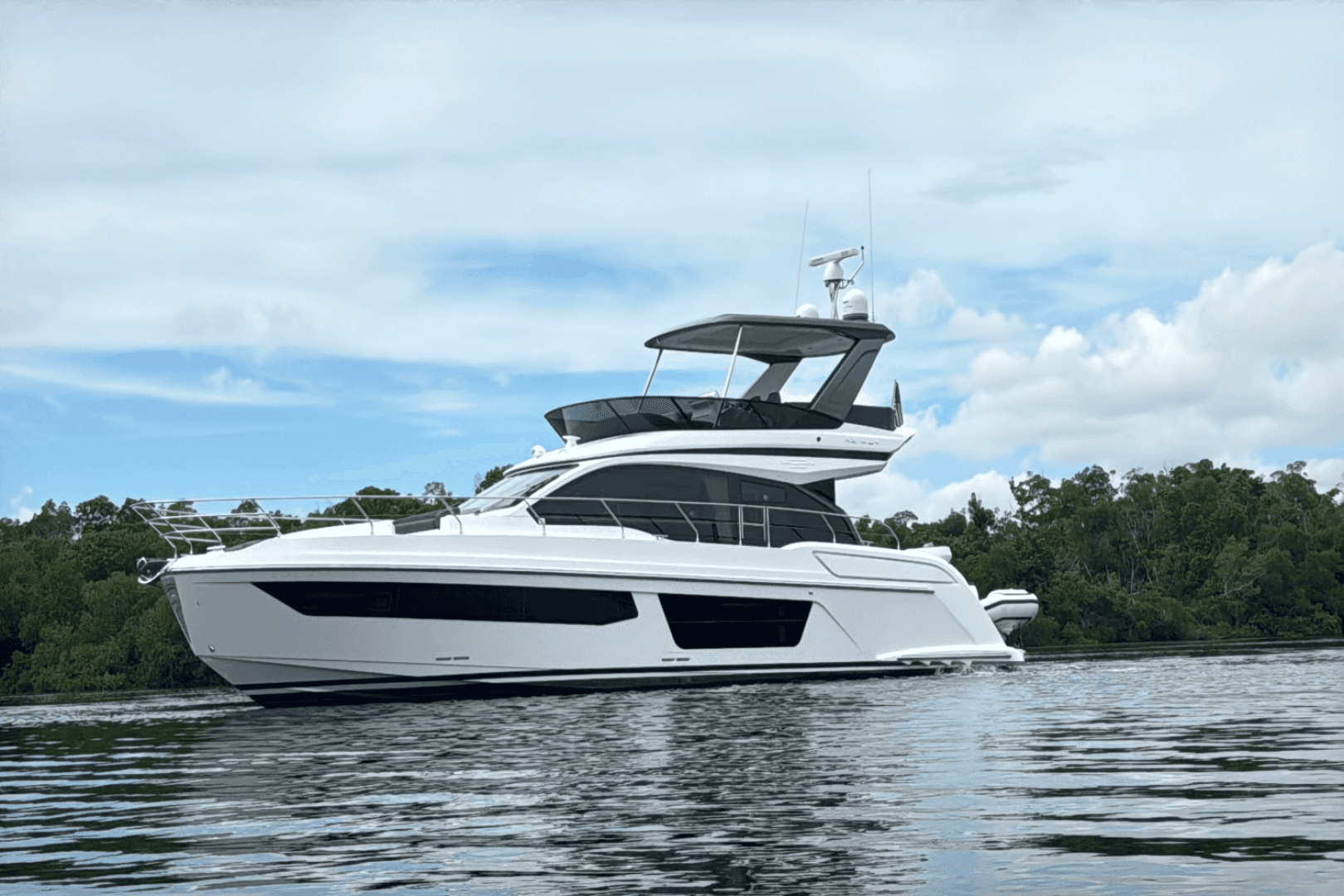 2023 Azimut Fly 53 — photo 11