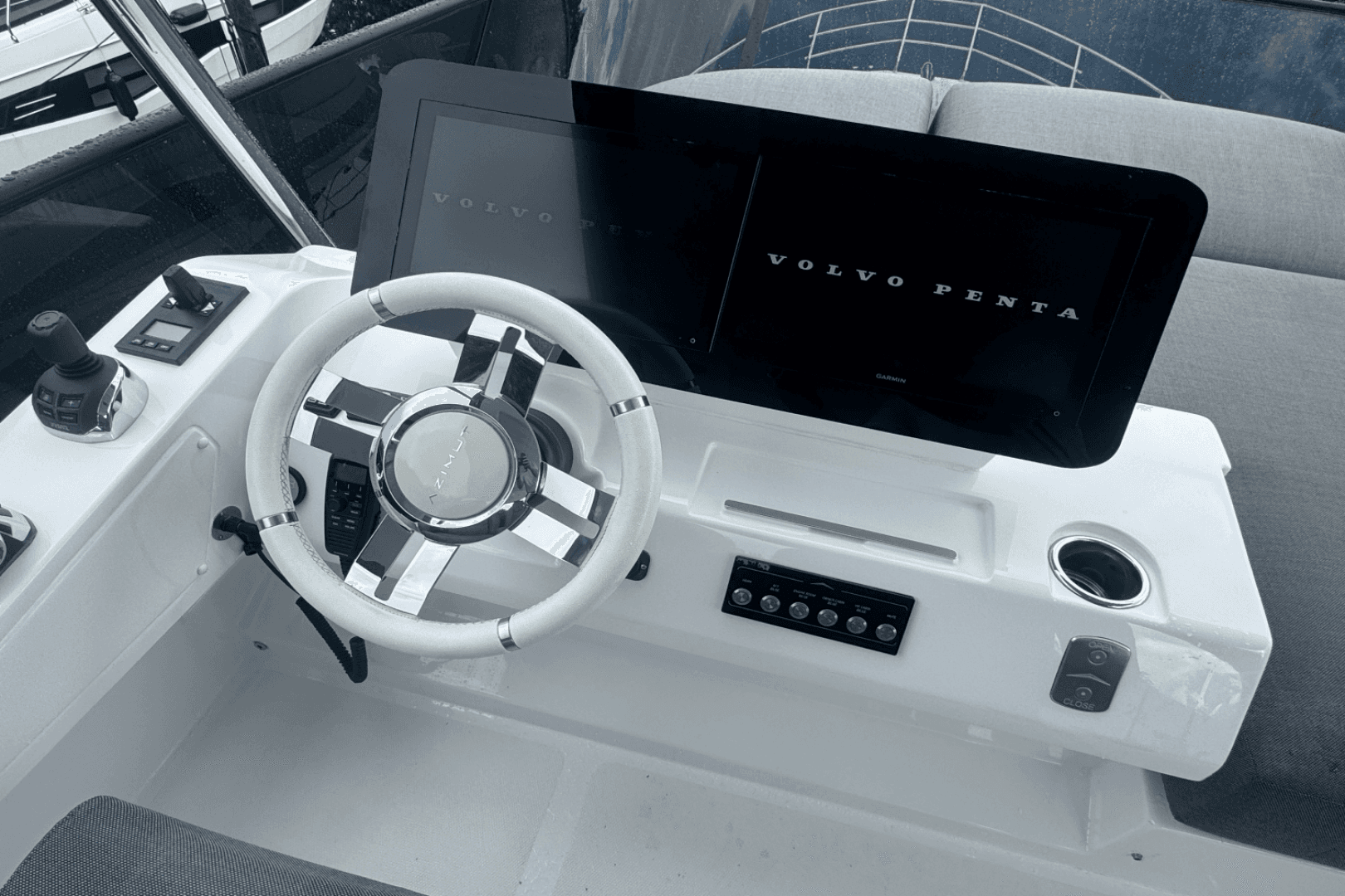 2023 Azimut Fly 53 — photo 50