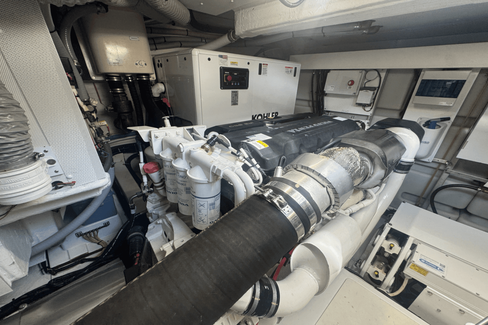 2023 Azimut Fly 53 — photo 55