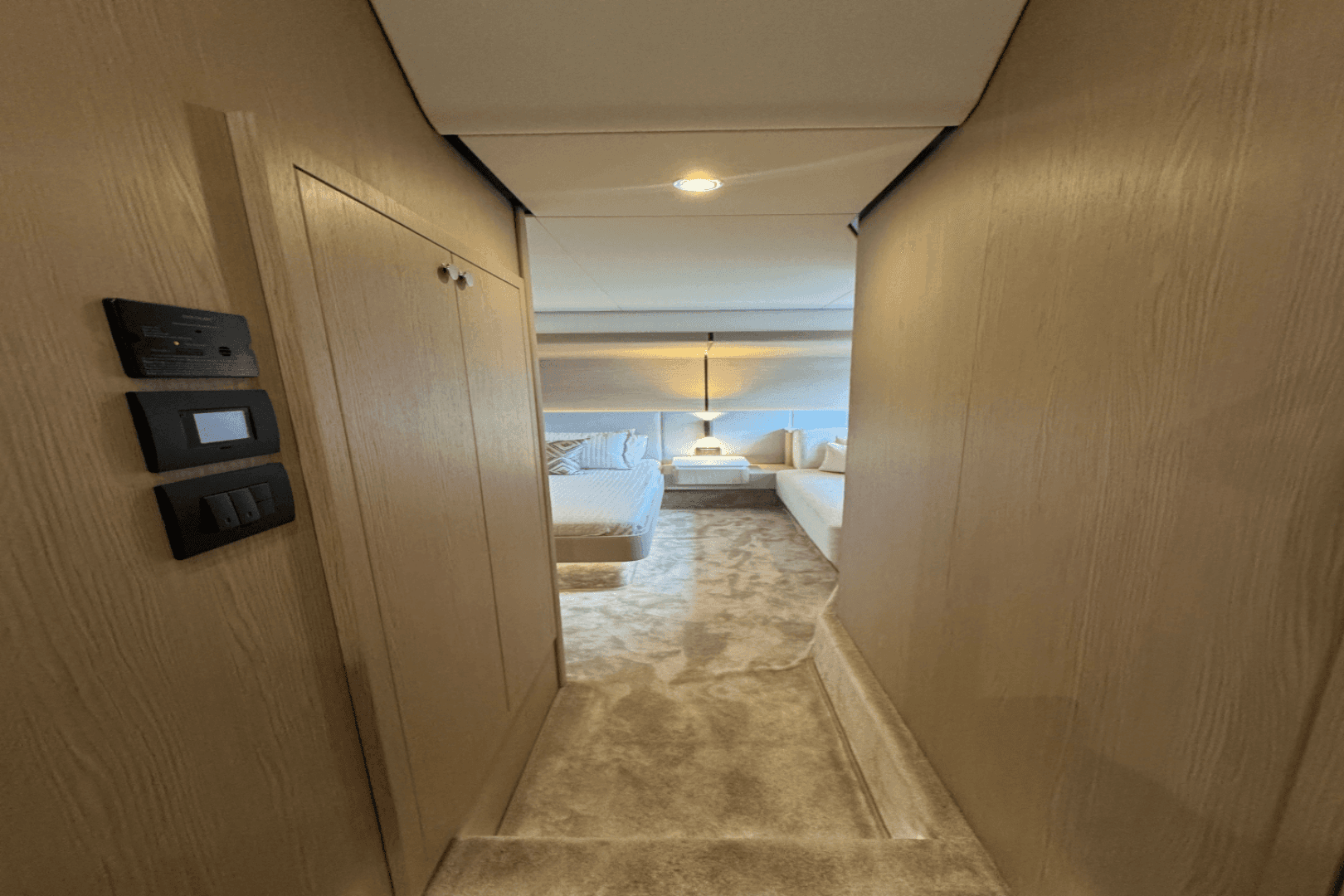 2023 Azimut Fly 53 — photo 32