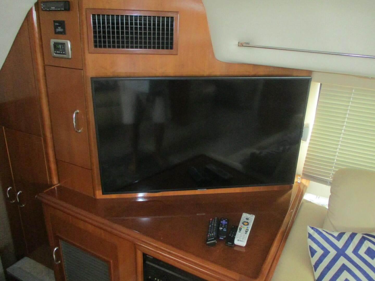 2006 Carver — photo 48