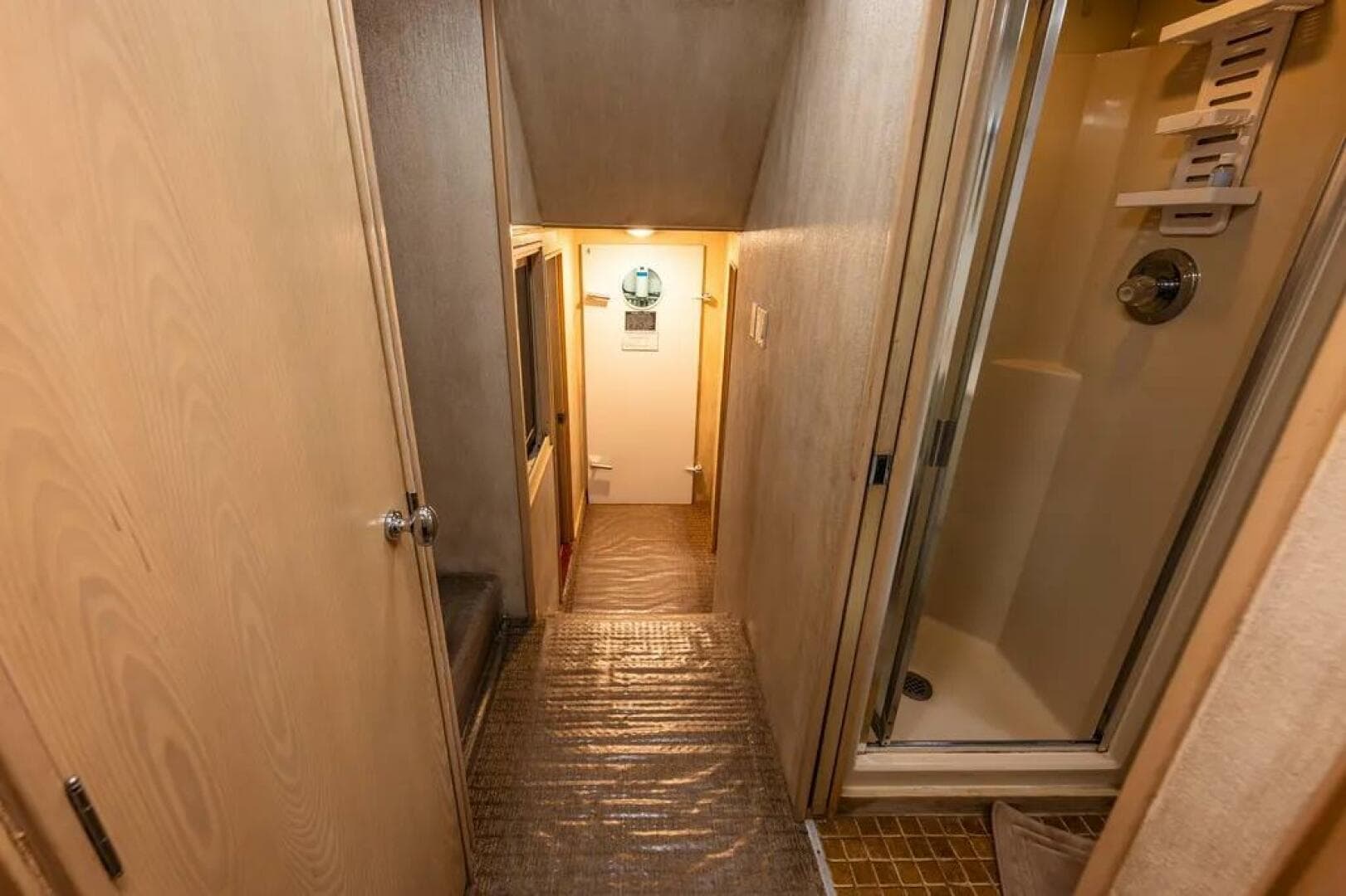 1991 Broward 102 — photo 56