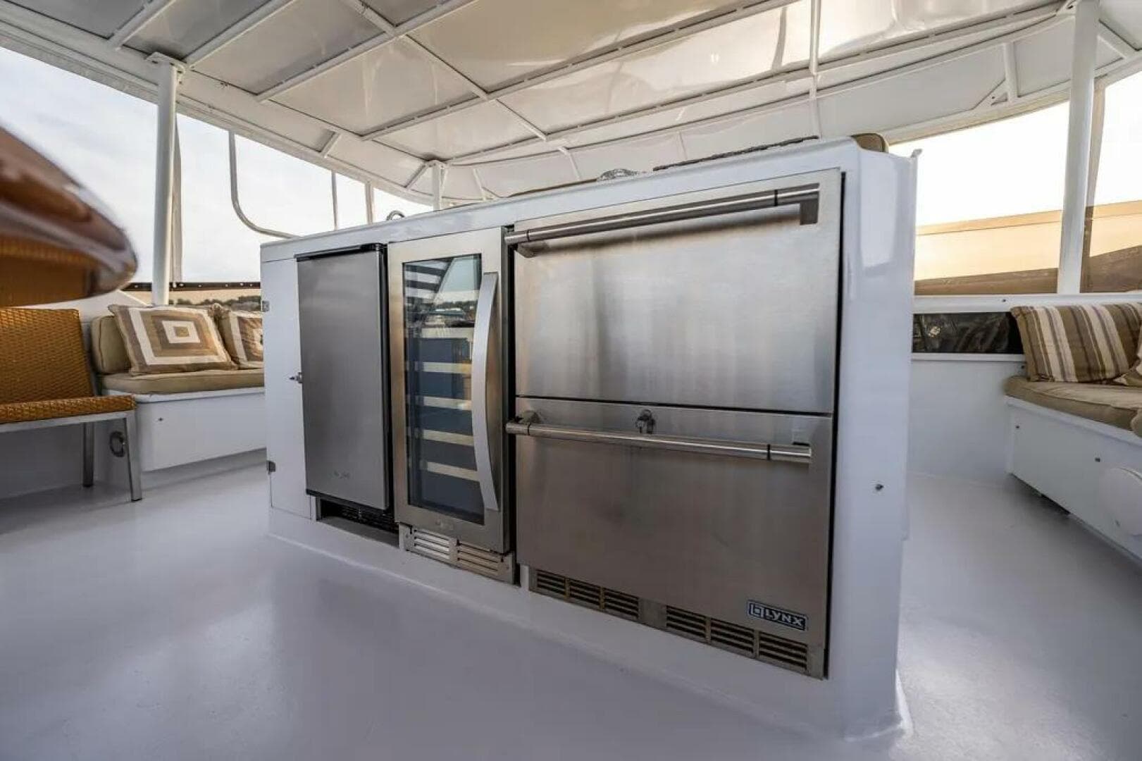 1991 Broward 102 — photo 74