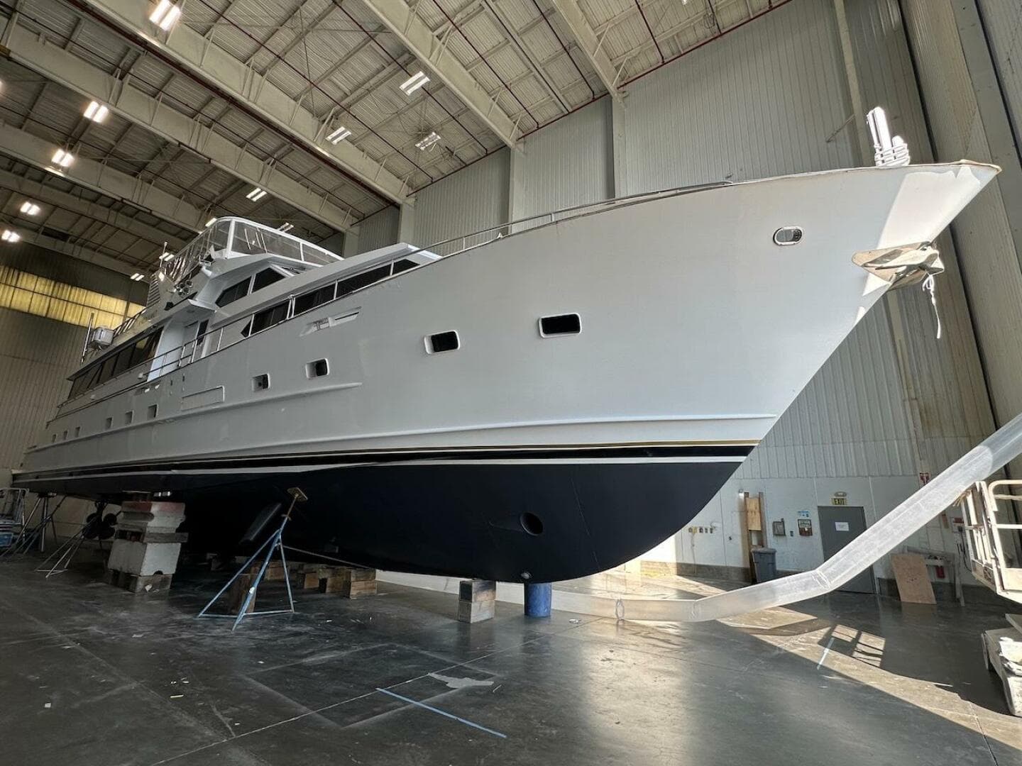 1991 Broward 102 — photo 84