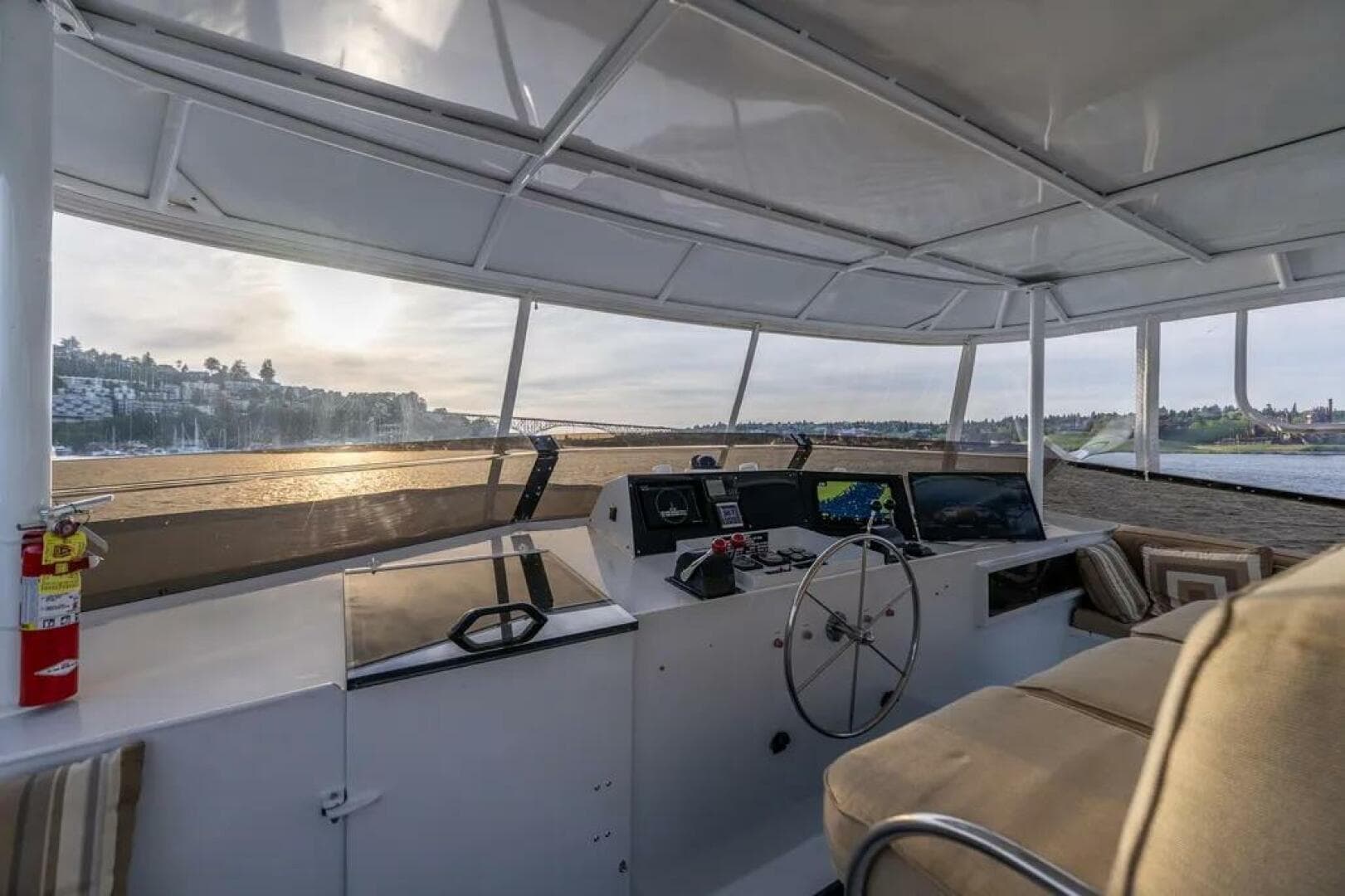 1991 Broward 102 — photo 73