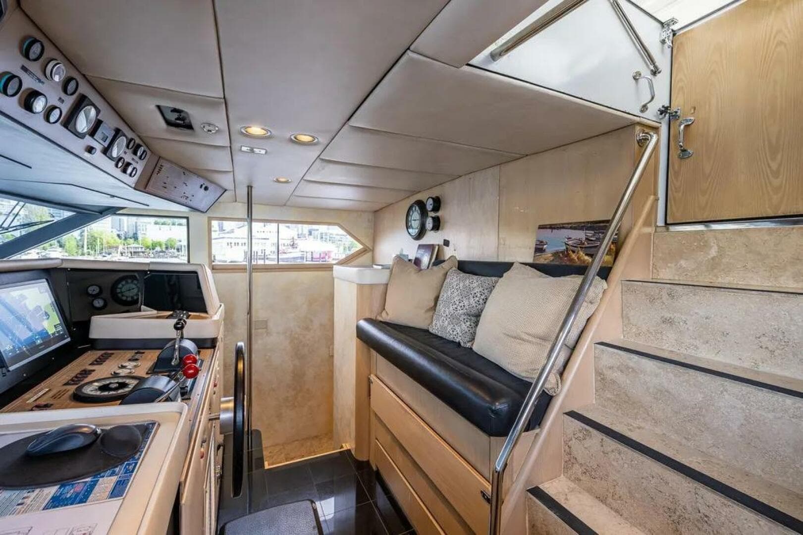 1991 Broward 102 — photo 38