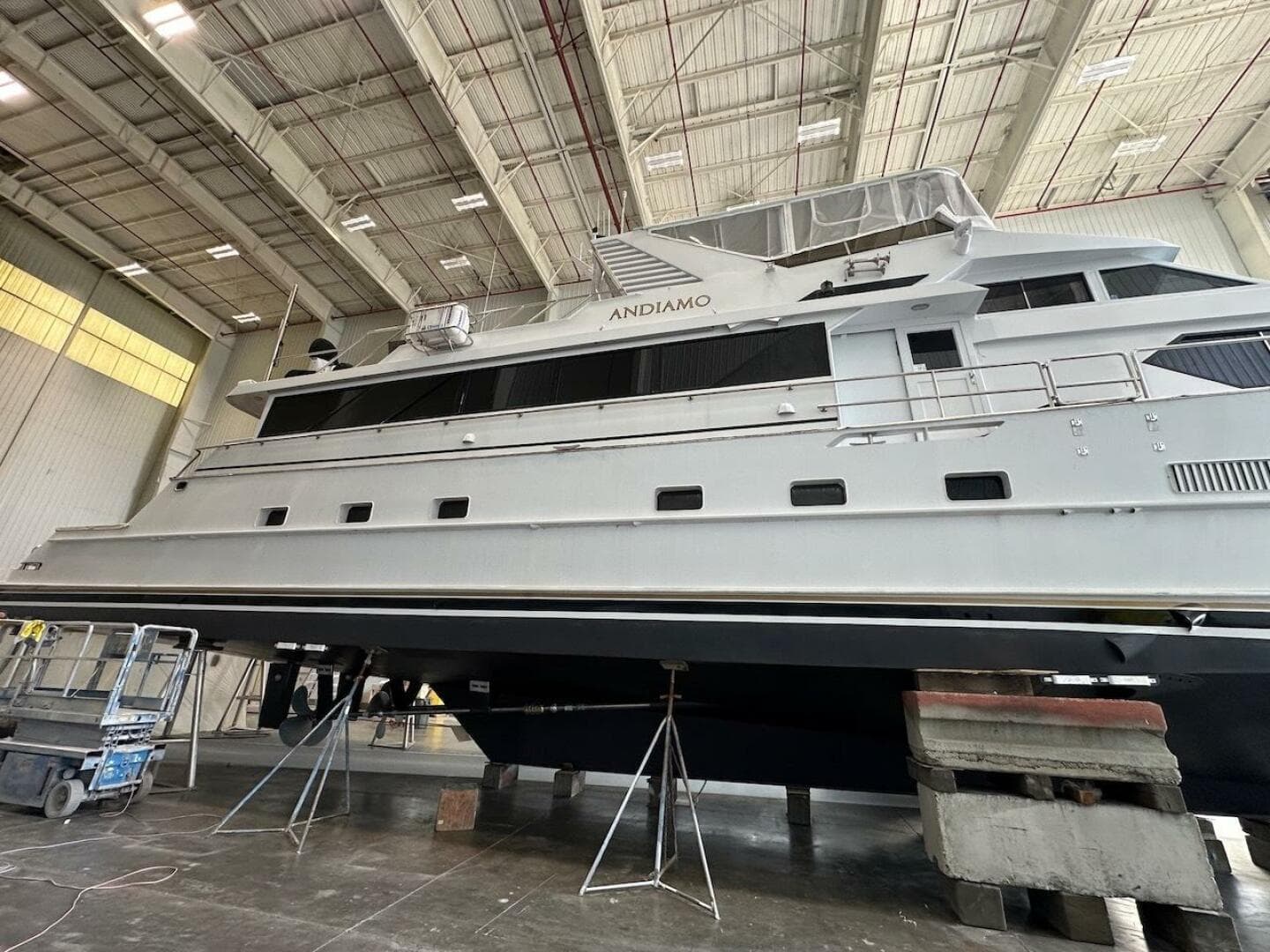 1991 Broward 102 — photo 85