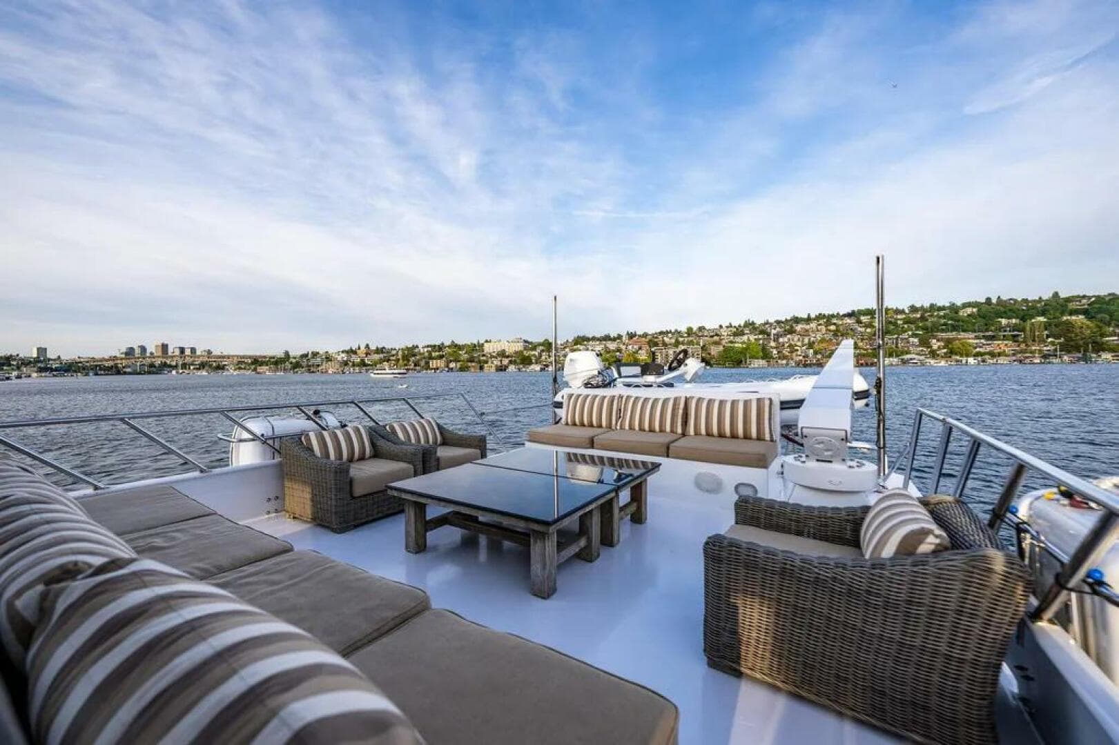 1991 Broward 102 — photo 78