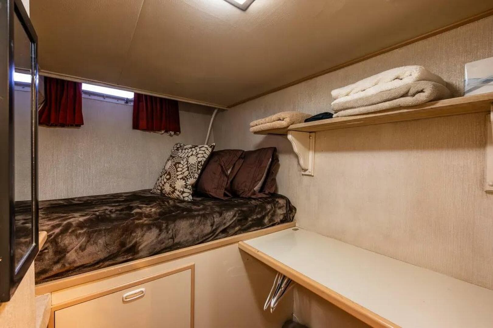 1991 Broward 102 — photo 53