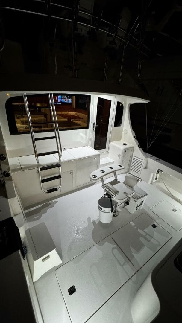 2002 Cavileer 48 Flybridge Sportfisherman — photo 34