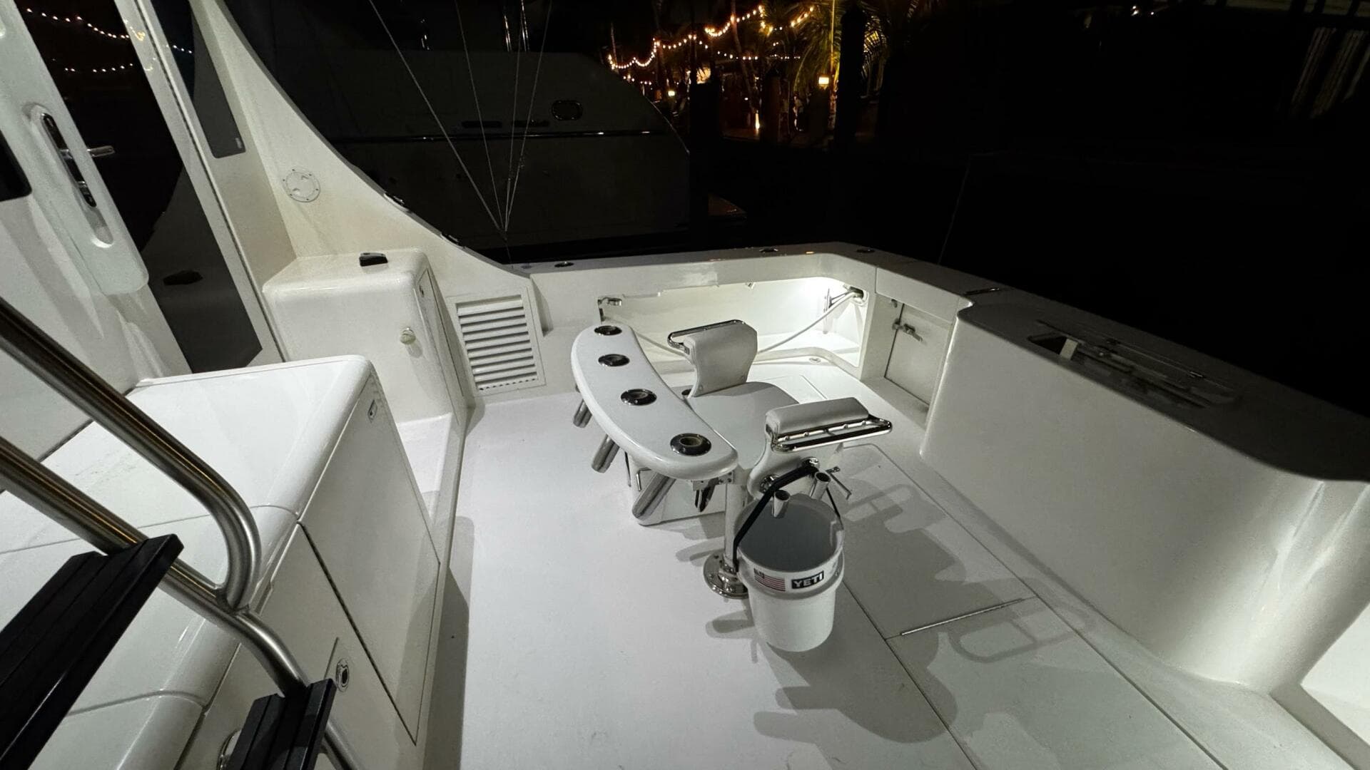 2002 Cavileer 48 Flybridge Sportfisherman — photo 35