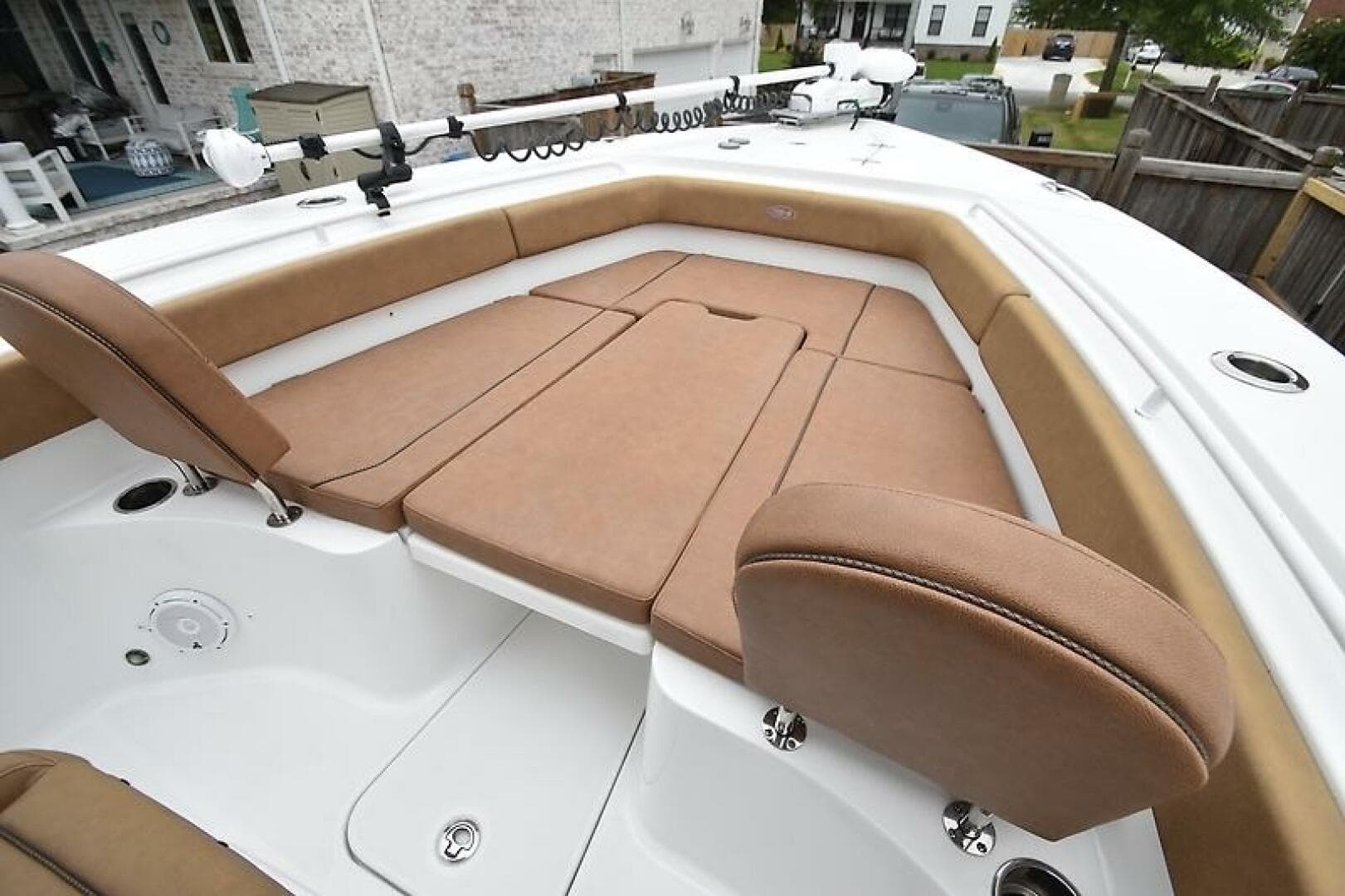 2022 Sea Hunt Gamefish 27 FS — photo 36