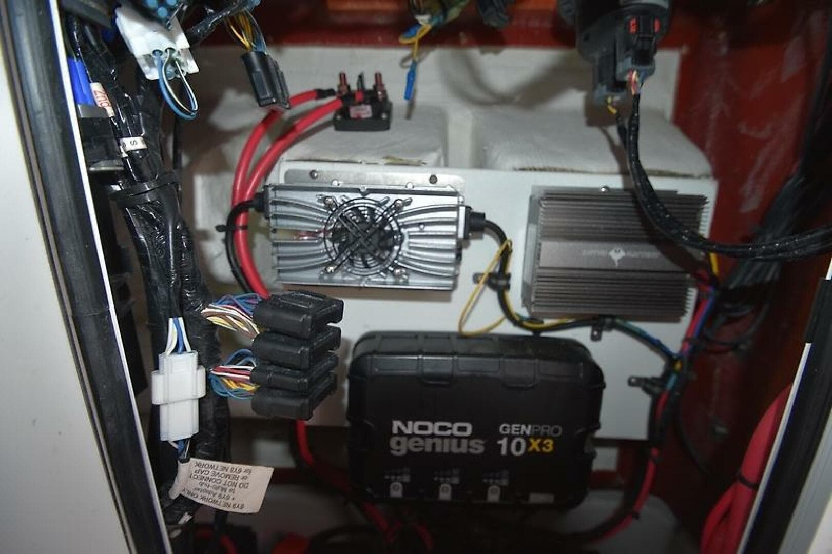 2022 Sea Hunt Gamefish 27 FS — photo 42