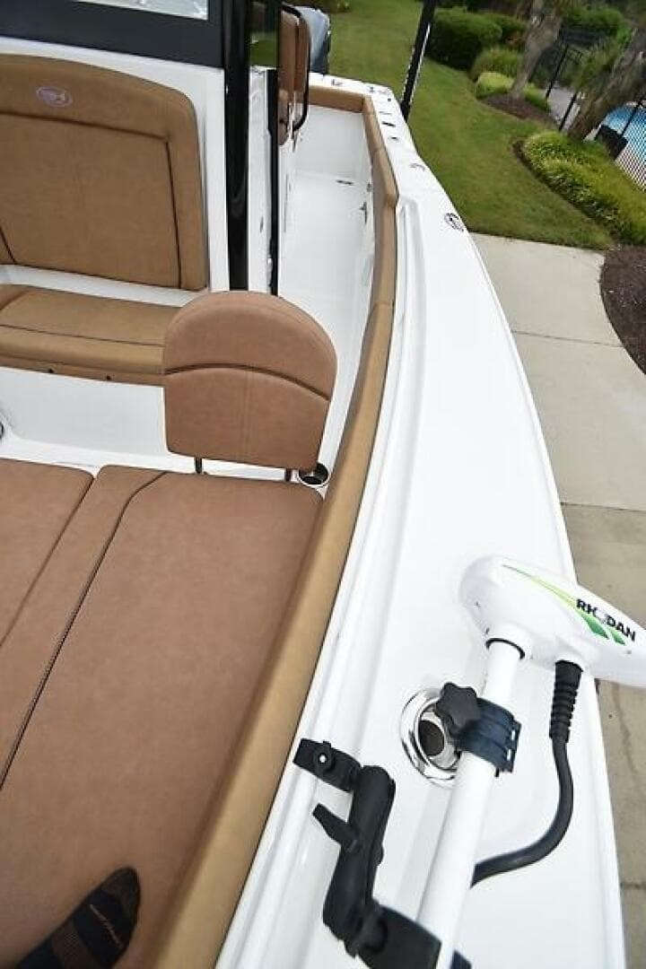 2022 Sea Hunt Gamefish 27 FS — photo 38