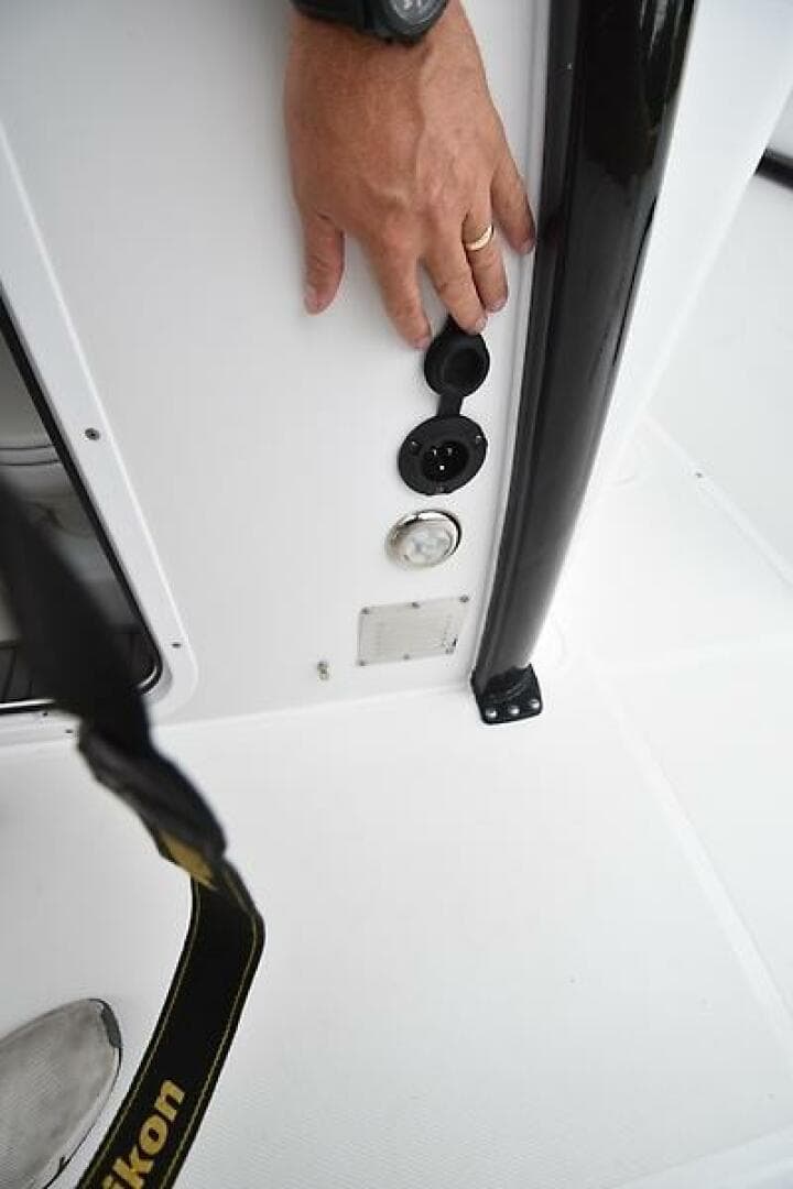 2022 Sea Hunt Gamefish 27 FS — photo 34